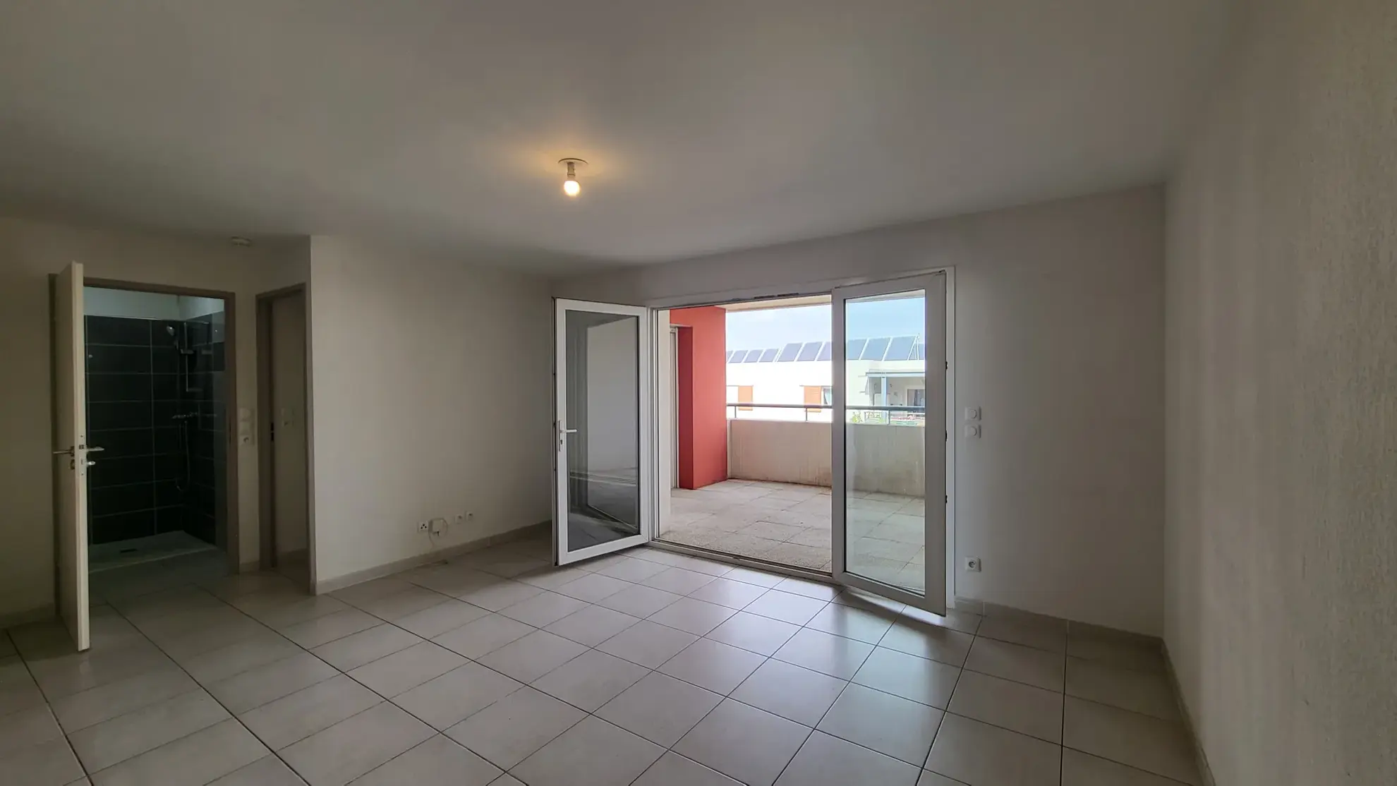 Appartement T2 de 41m² avec terrasse à Agde, double parking et emplacement privilégié 