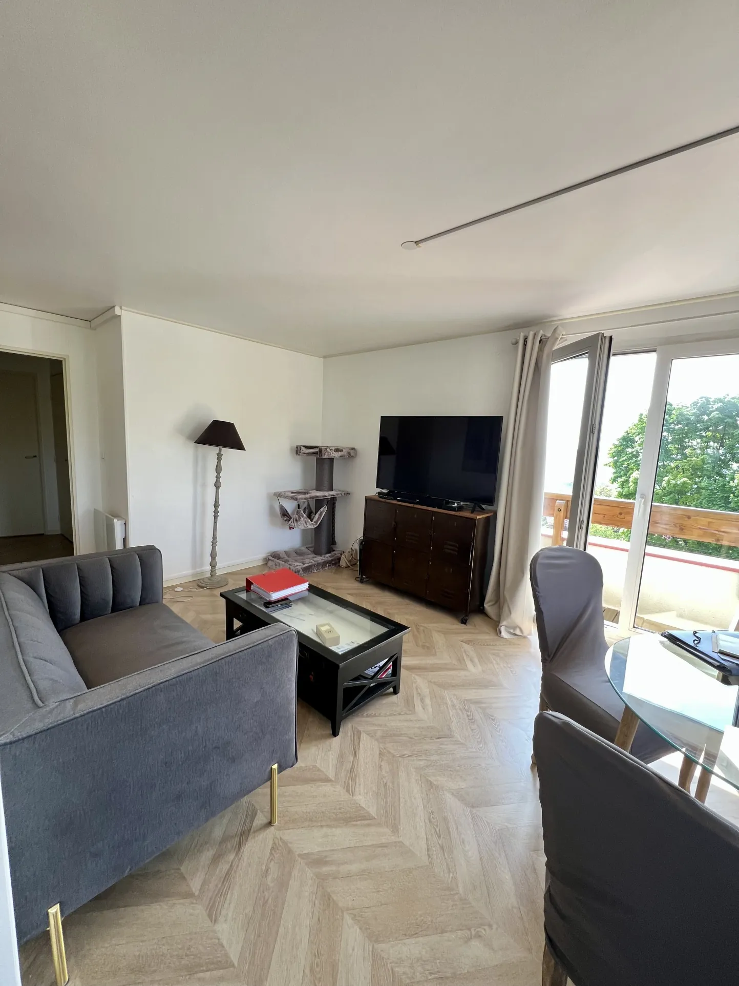 Appartement 3 pièces lumineux avec balcon, parking à Meulan en Yvelines 