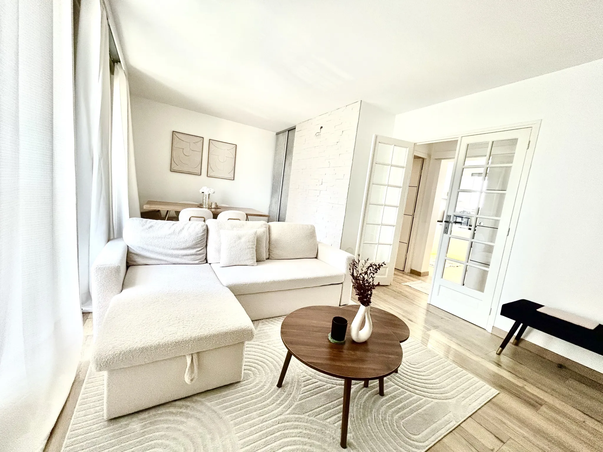 Vente appartement F4 lumineux et rénové à Chelles, proximité gare