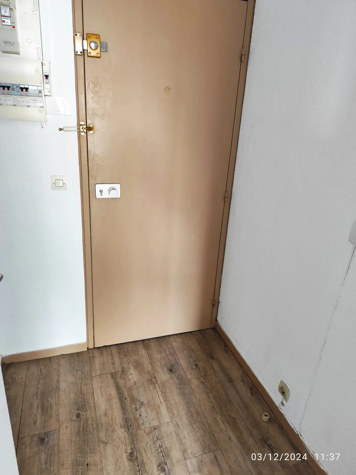 Appartement 2 pièces à vendre à Cergy – 42,29 m² avec balcon et garage 