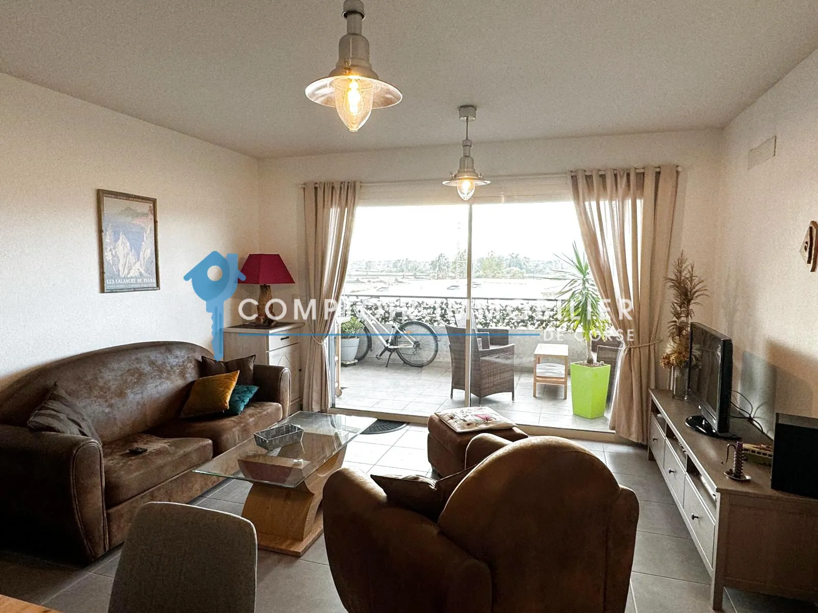 Appartement T2 de 50 m² à Aléria avec terrasse et vue montagne 