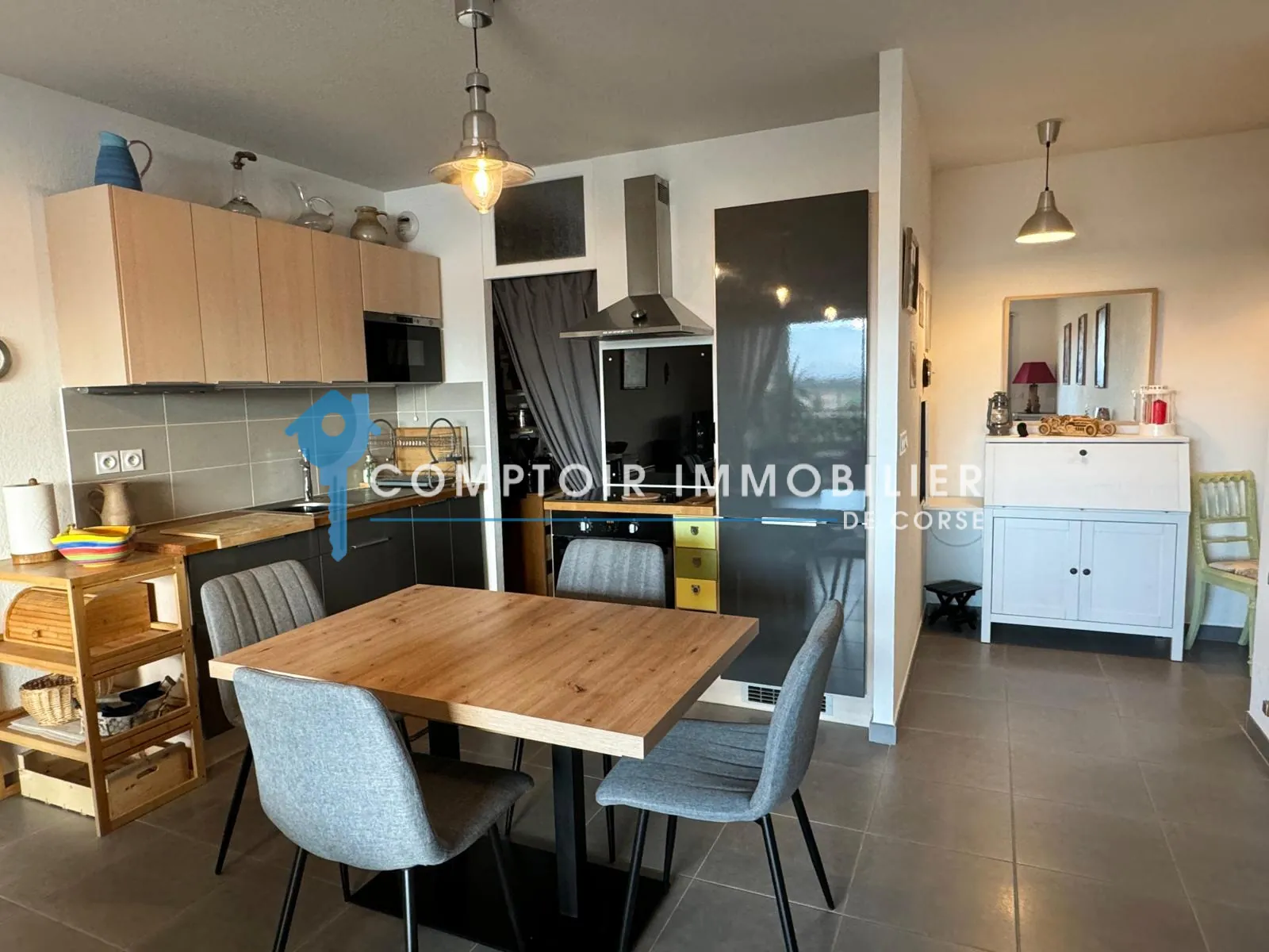 Appartement T2 de 50 m² à Aléria avec terrasse et vue montagne 
