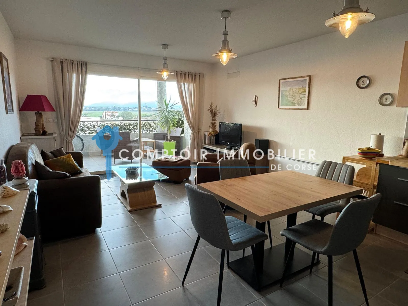 Appartement T2 de 50 m² à Aléria avec terrasse et vue montagne 
