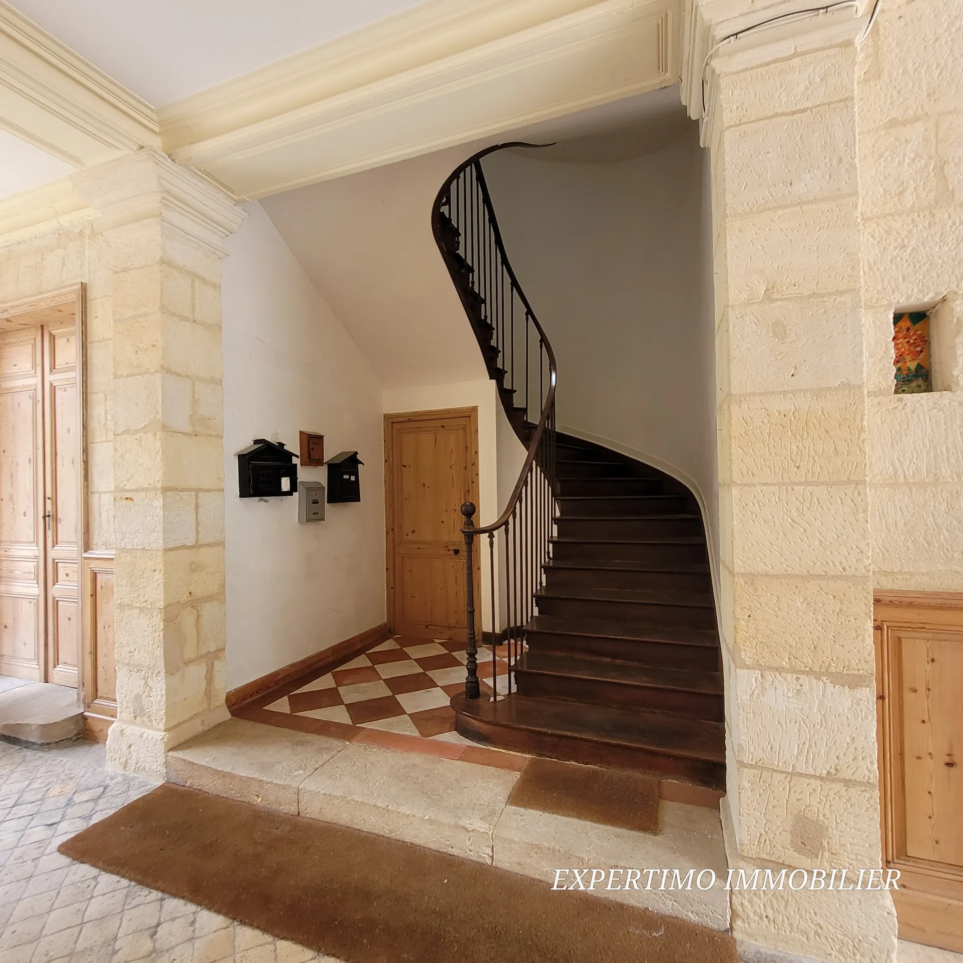 Appartement spacieux de 96,72 m² en plein centre de Jonzac