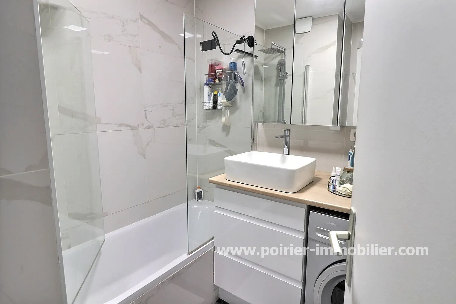 Appartement 2 pièces rénové à Thonon-les-Bains, secteur Morcy avec balcon et cave 