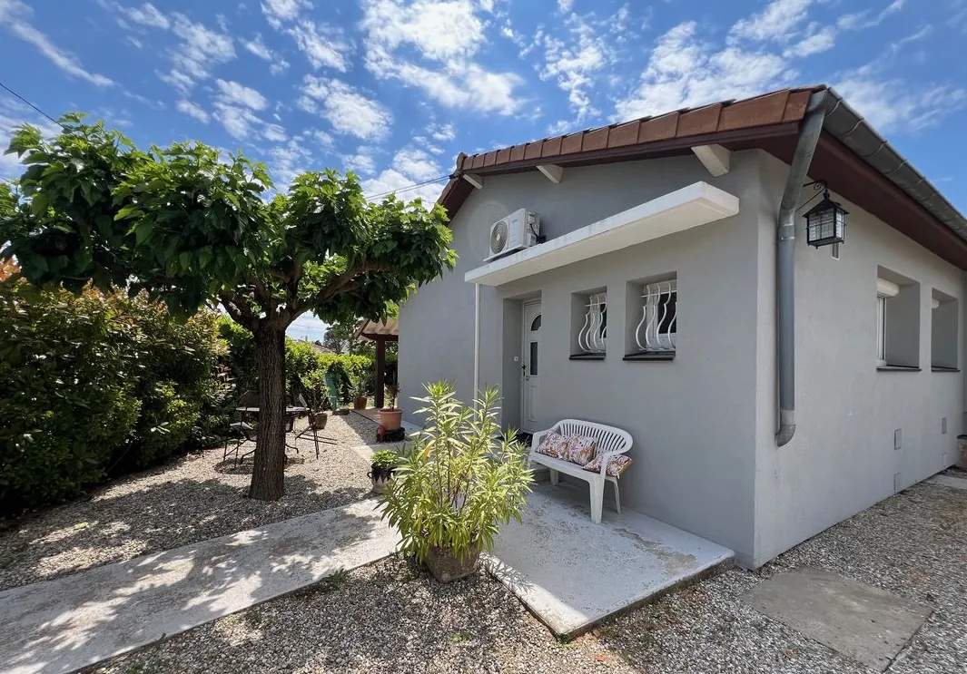 Maison plain-pied à vendre de 83 m² à Romans sur Isère - Calme et rénovation récente 