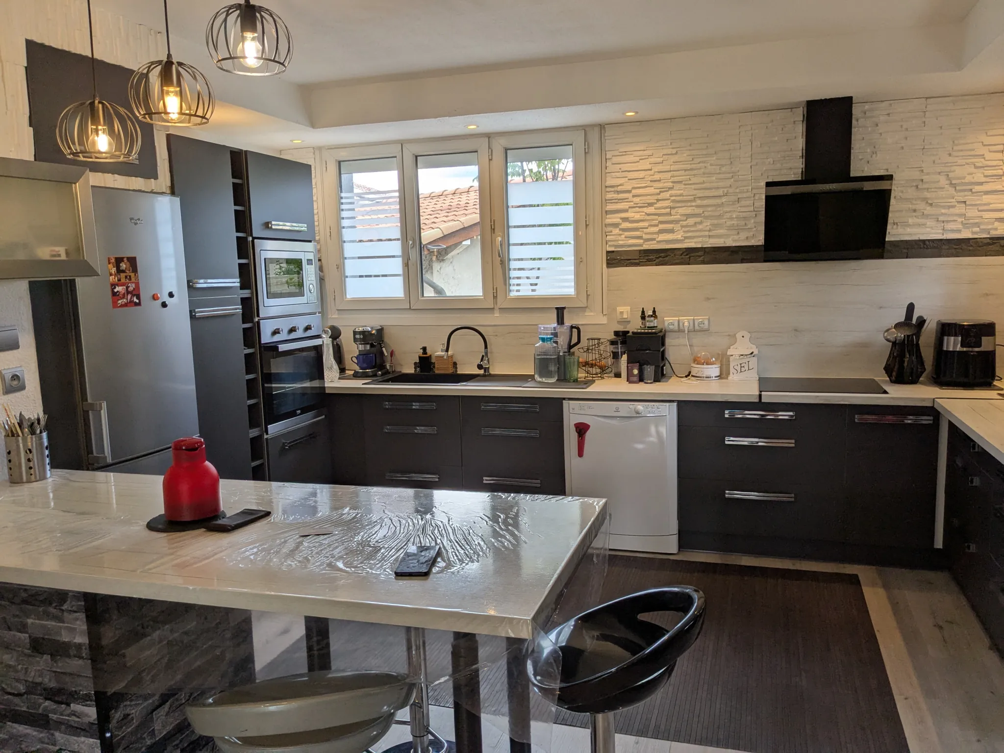 Maison plain-pied à vendre de 83 m² à Romans sur Isère - Calme et rénovation récente 