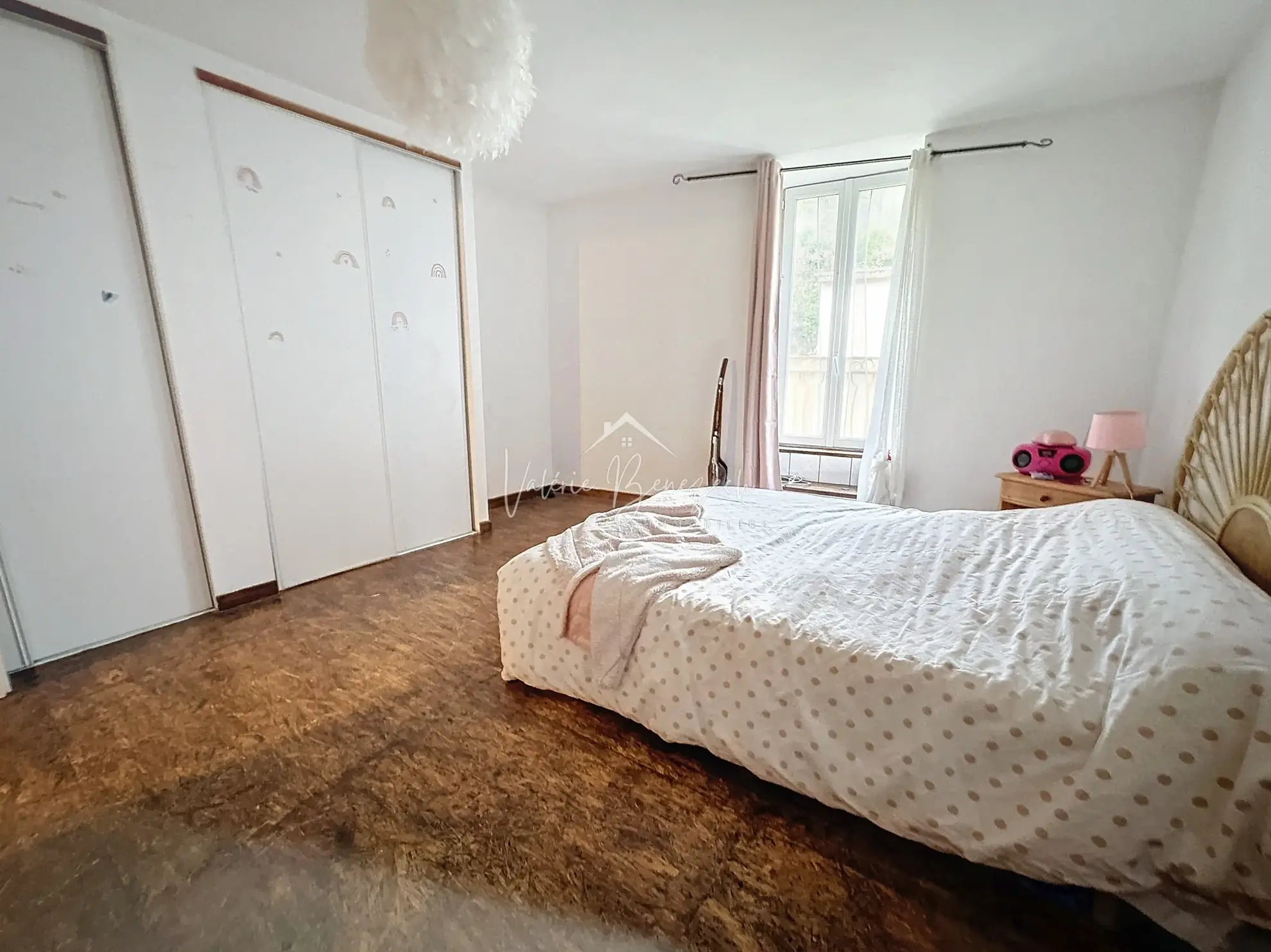 Maison de village T5 rénovée avec balcon à Camarès - Excellent état 