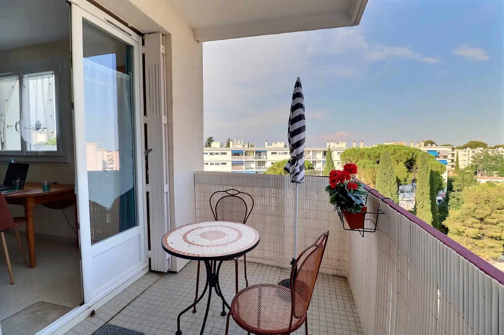 Appartement T2 avec terrasse et parking à Montpellier Les Cévennes 