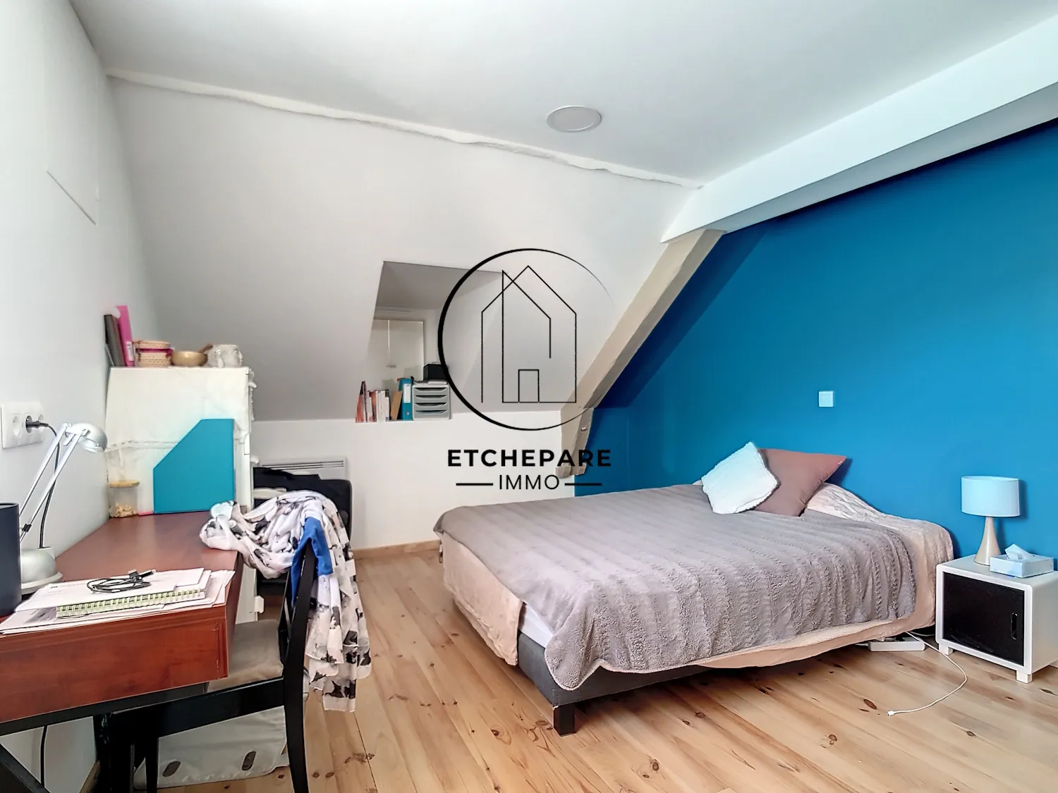 Belle maison rénovée de 133 m2 à Mauléon-Licharre, centre-ville, 5 chambres 