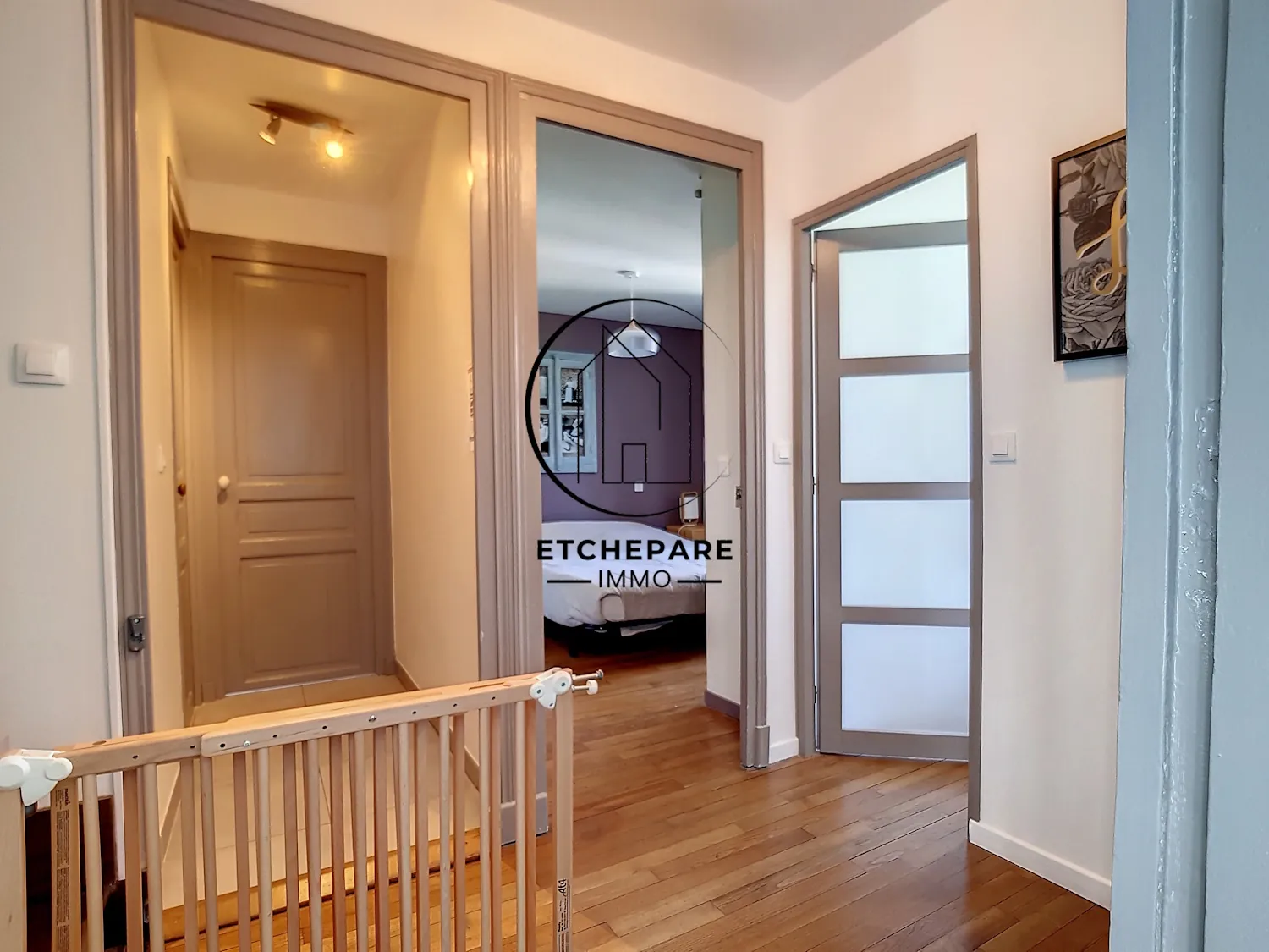 Belle maison rénovée de 133 m2 à Mauléon-Licharre, centre-ville, 5 chambres 