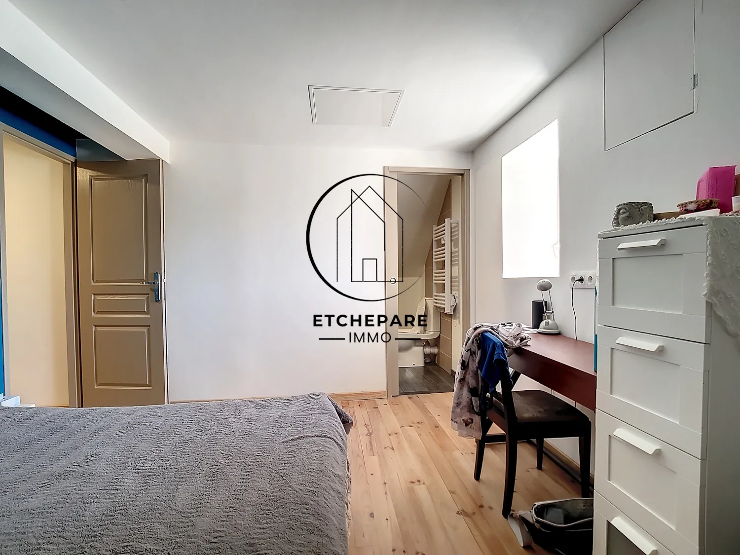 Belle maison rénovée de 133 m2 à Mauléon-Licharre, centre-ville, 5 chambres 