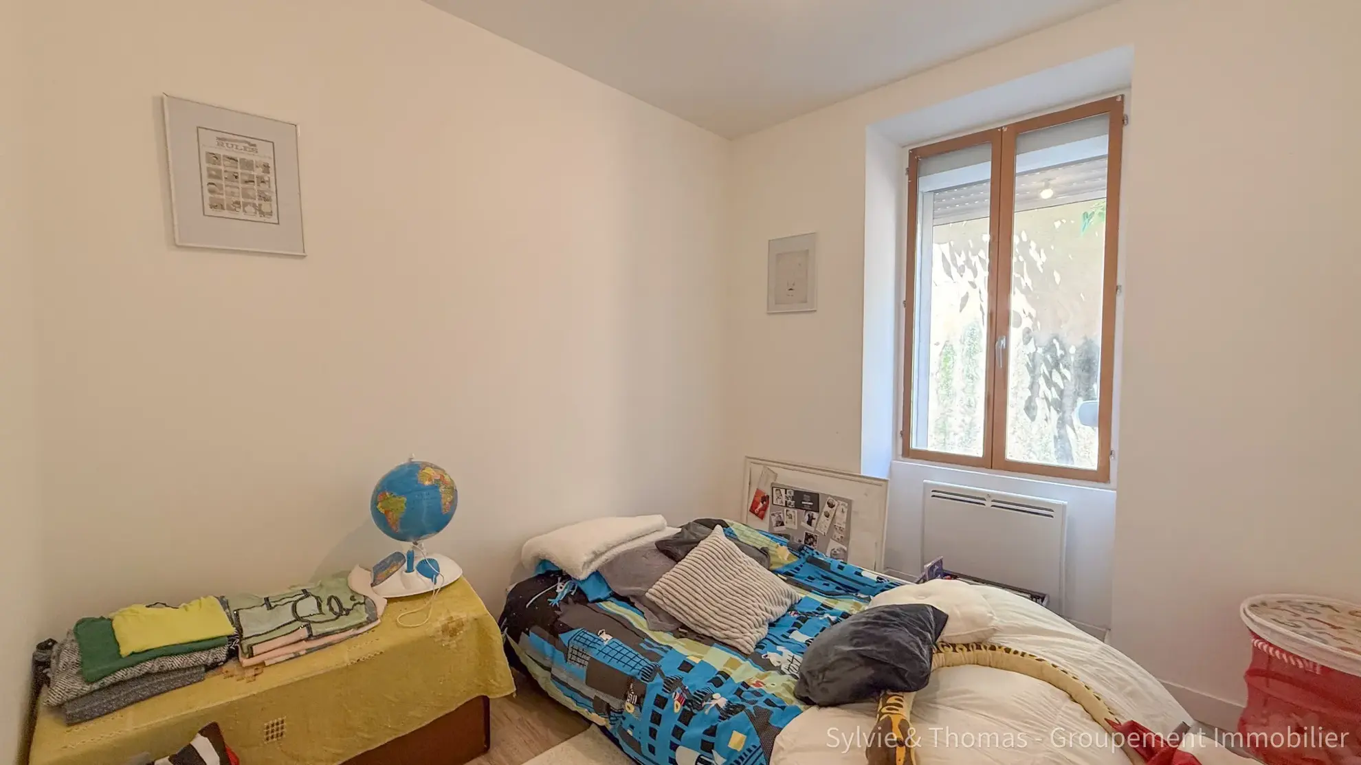 Bel appartement de plain-pied à Caderousse en Provence avec terrasse et stationnement privé 