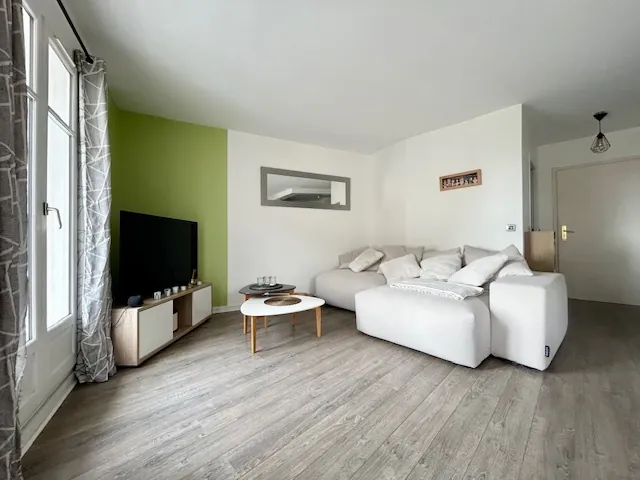 Appartement F3 de 65 m² avec balcon et parking à Longpont-sur-Orge 