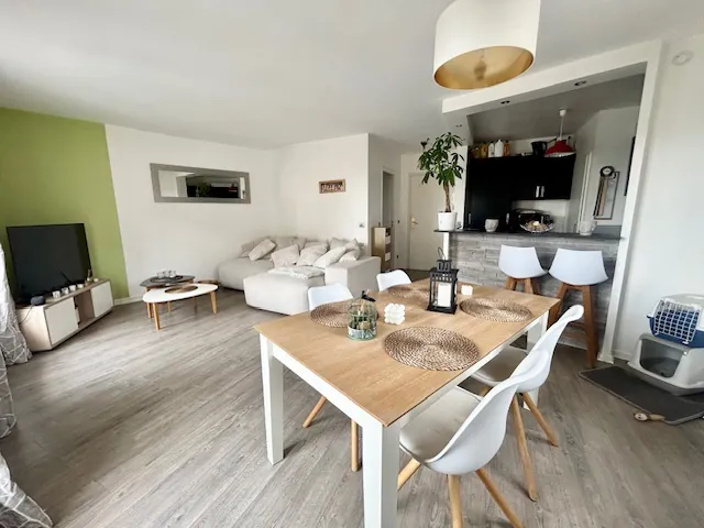 Appartement F3 de 65 m² avec balcon et parking à Longpont-sur-Orge