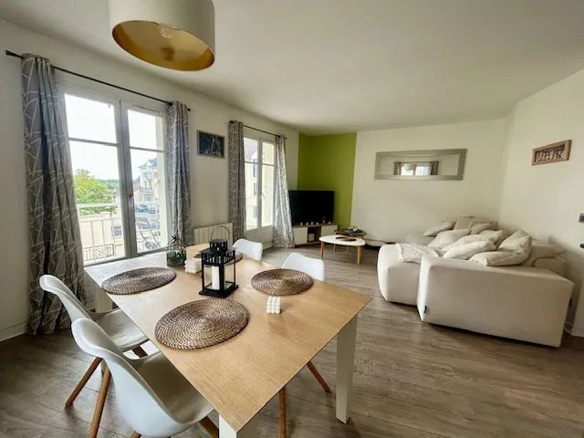 Appartement F3 de 65 m² avec balcon et parking à Longpont-sur-Orge 
