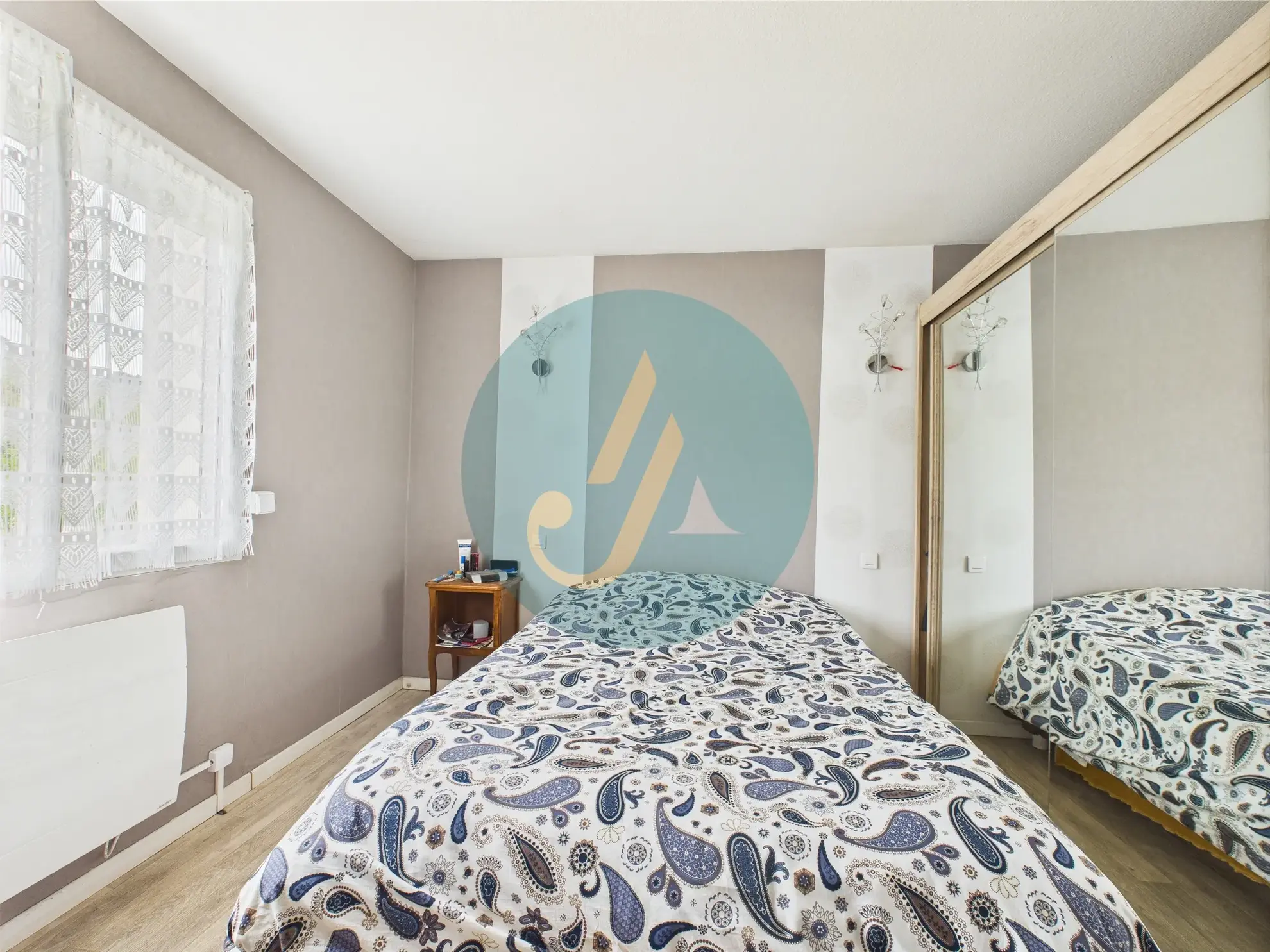 Maison lumineuse de 63m² avec sous-sol et terrain clos à Chatillon-sur-Loire 