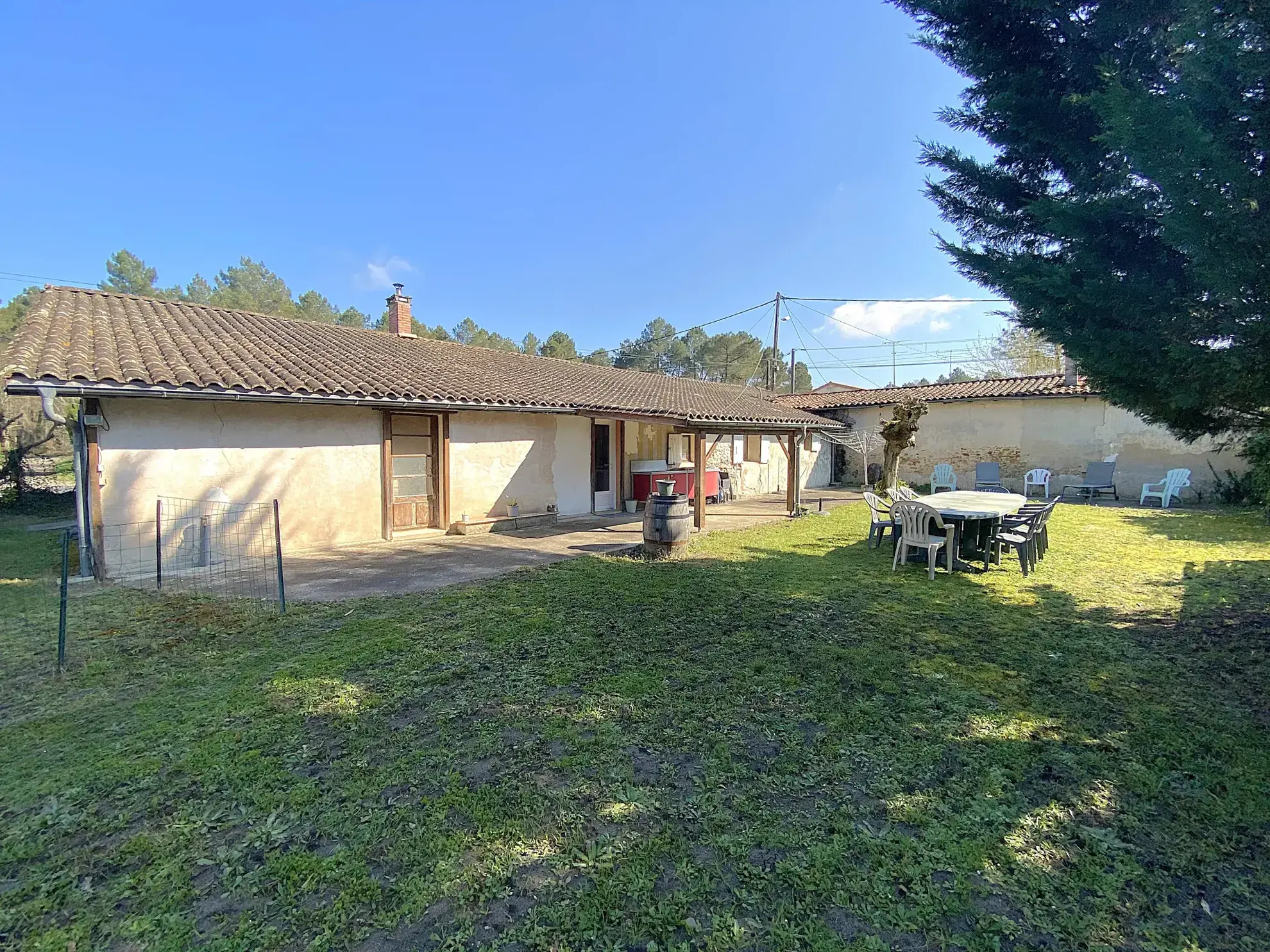 Maison familiale en pierre de 146 m² à Villandraut proche Bazas et Langon 