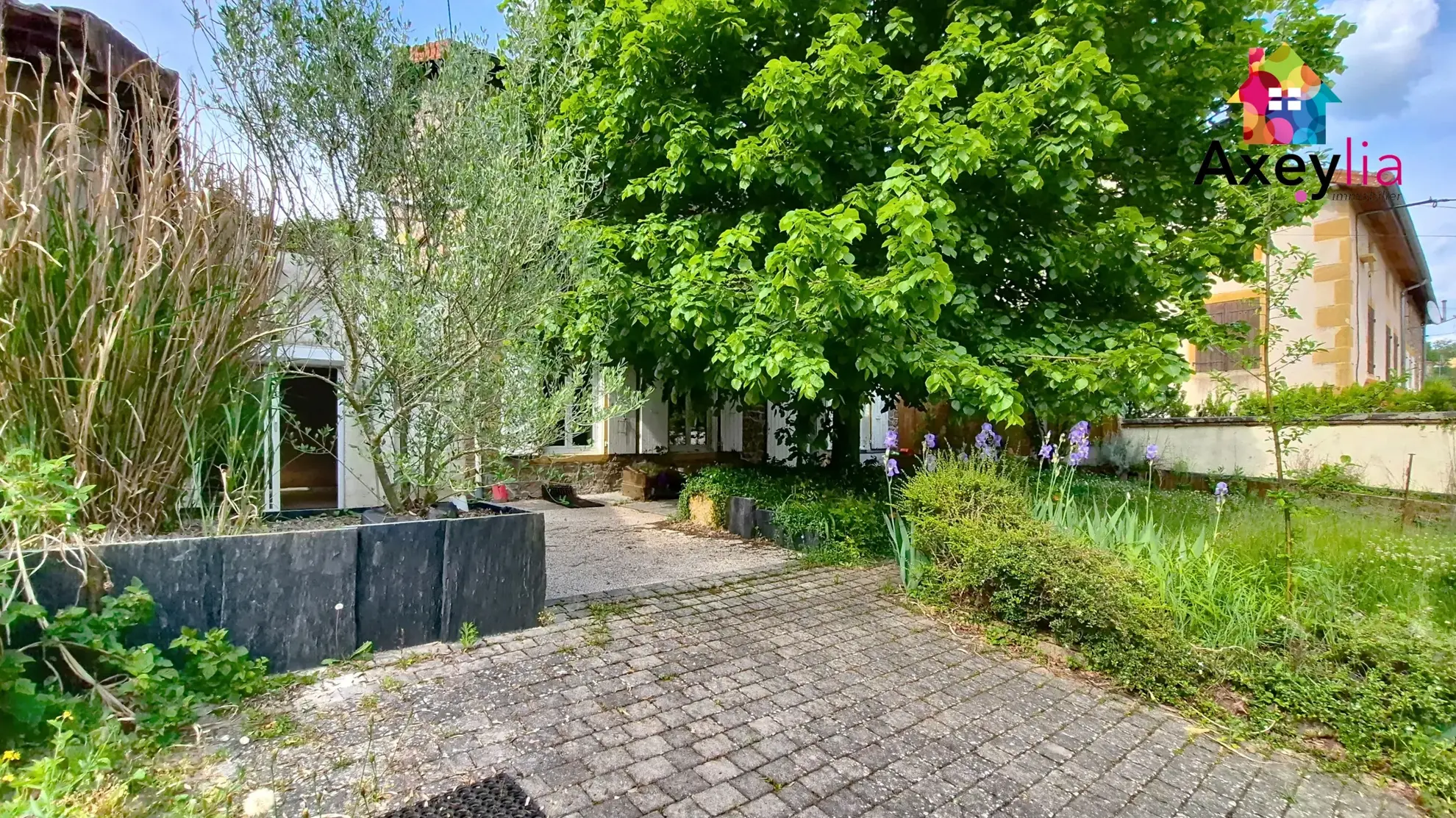 Maison 4 chambres avec terrain à Chauffailles - Secteur calme et proche commodités 