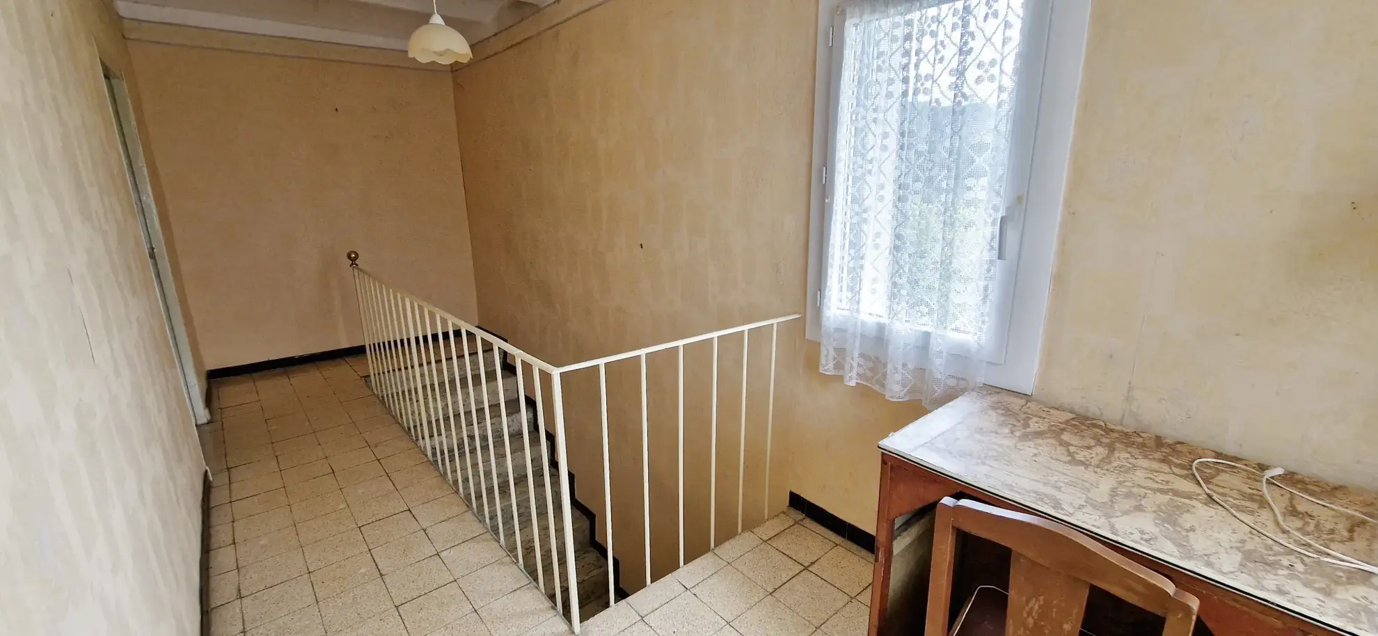 Charmante maison de village avec jardin à Saint-Julien-les-Rosiers, proche d'Alès 