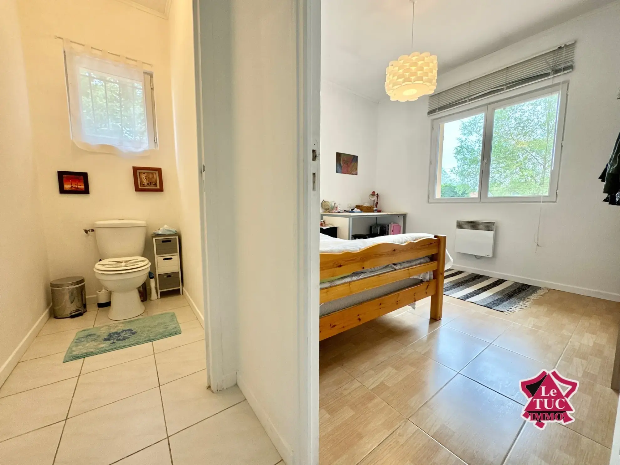 Maison familiale 4 chambres avec garage et jardin à Ledat 