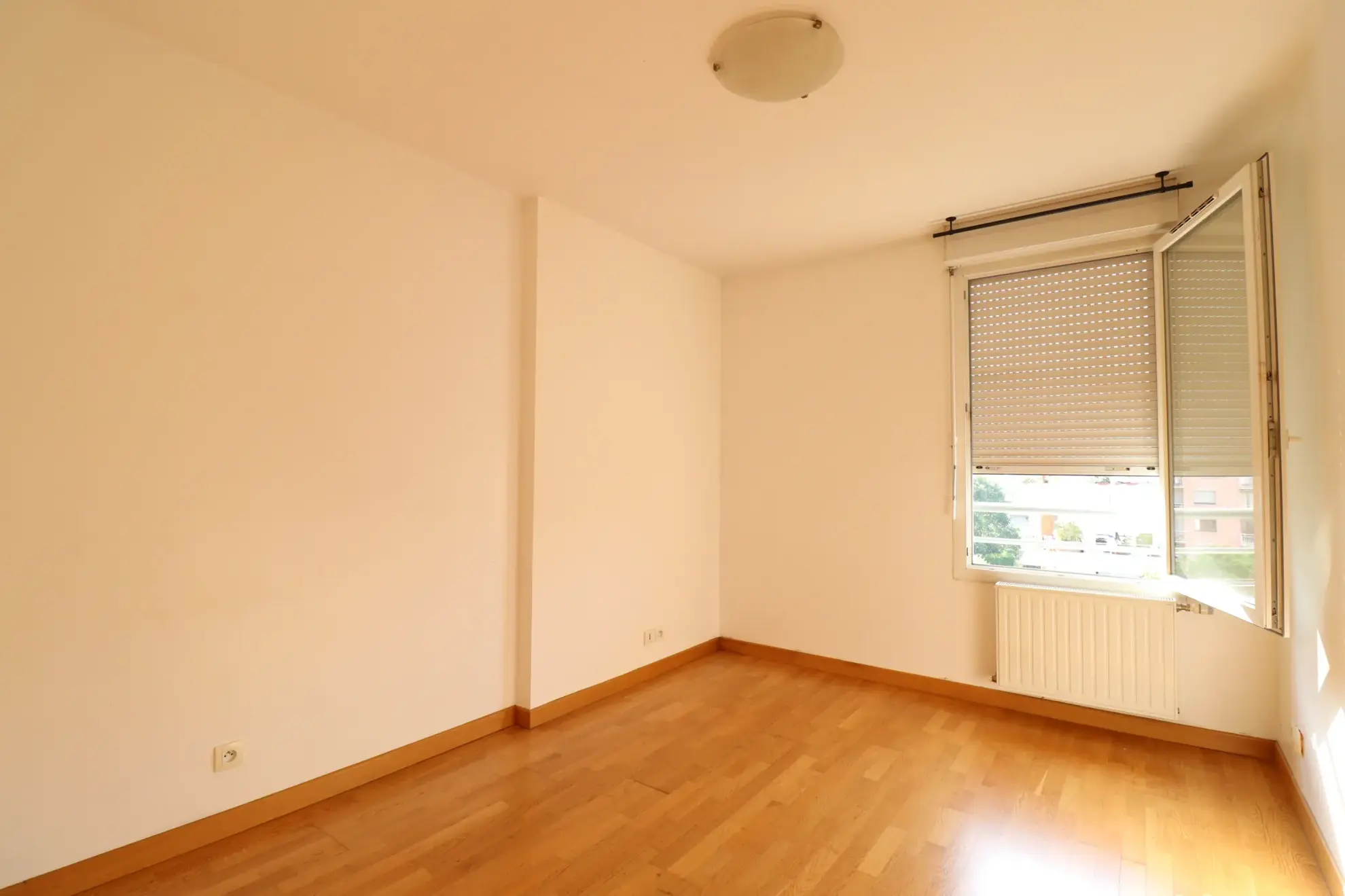 Appartement T3 lumineux avec terrasse et parking à Échirolles Franche-Verte 