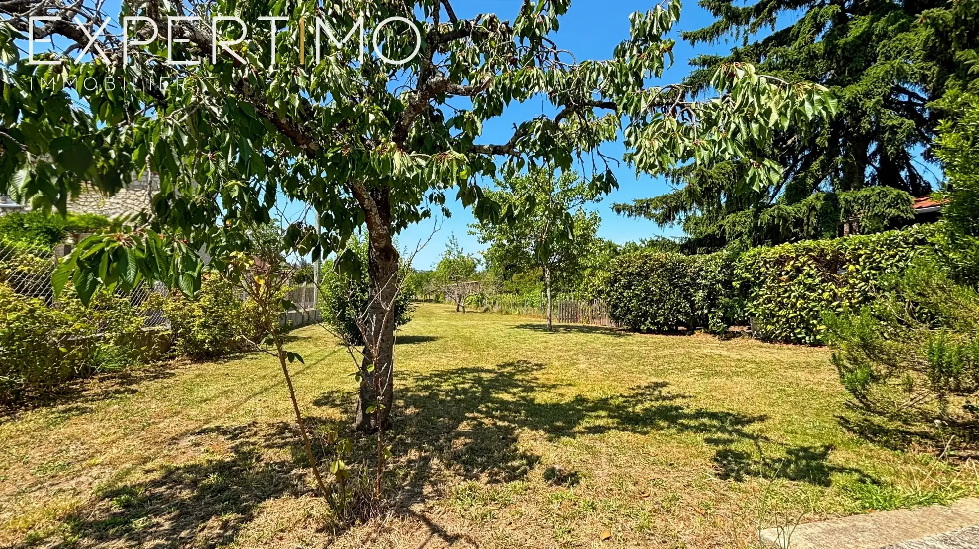 Charmante maison de plain-pied à Morigny-Champigny avec jardin et garage 