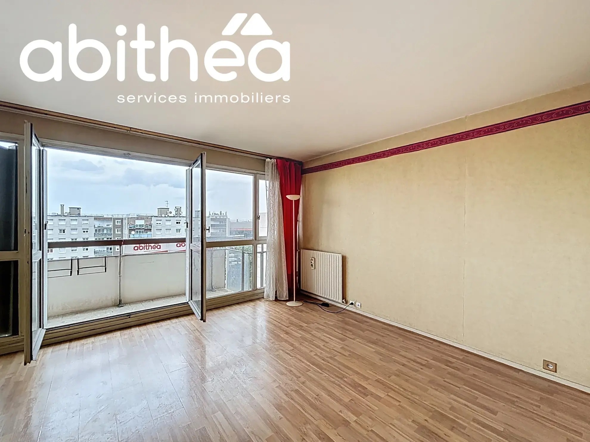 Appartement 3 pièces avec balcon, cave et box à Choisy-le-Roi