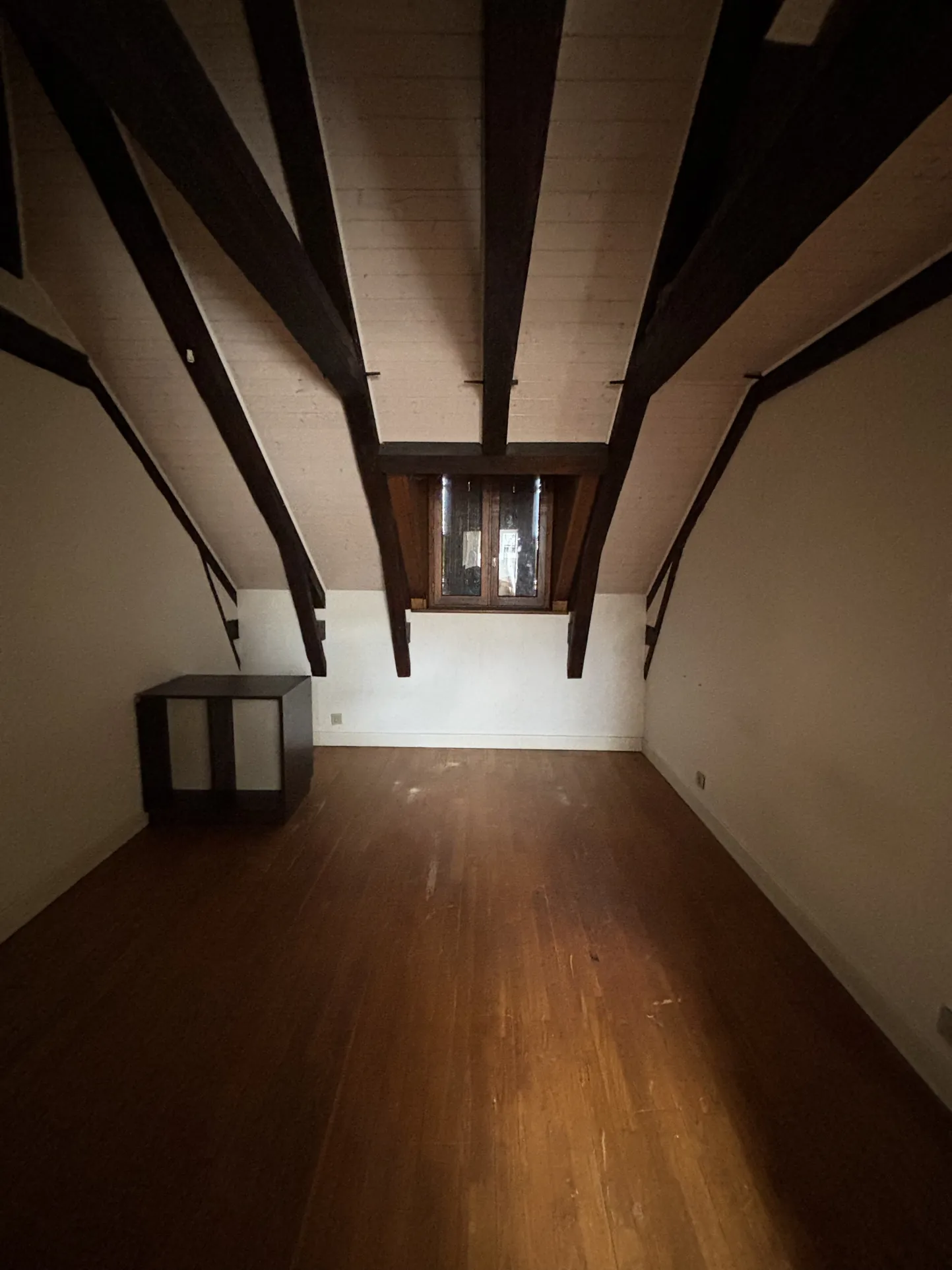 Maison de ville à vendre à Argentat-sur-Dordogne avec garage et vue centrale 