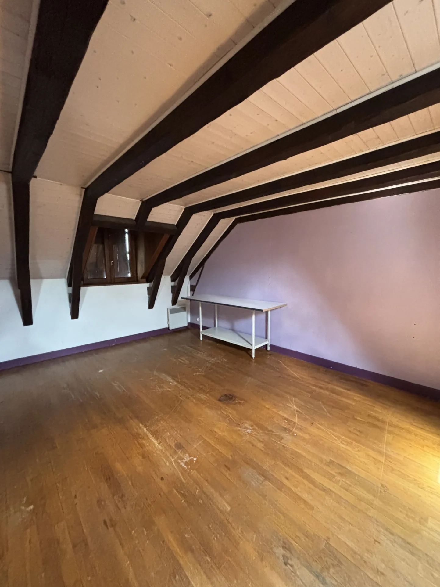 Maison de ville à vendre à Argentat-sur-Dordogne avec garage et vue centrale 