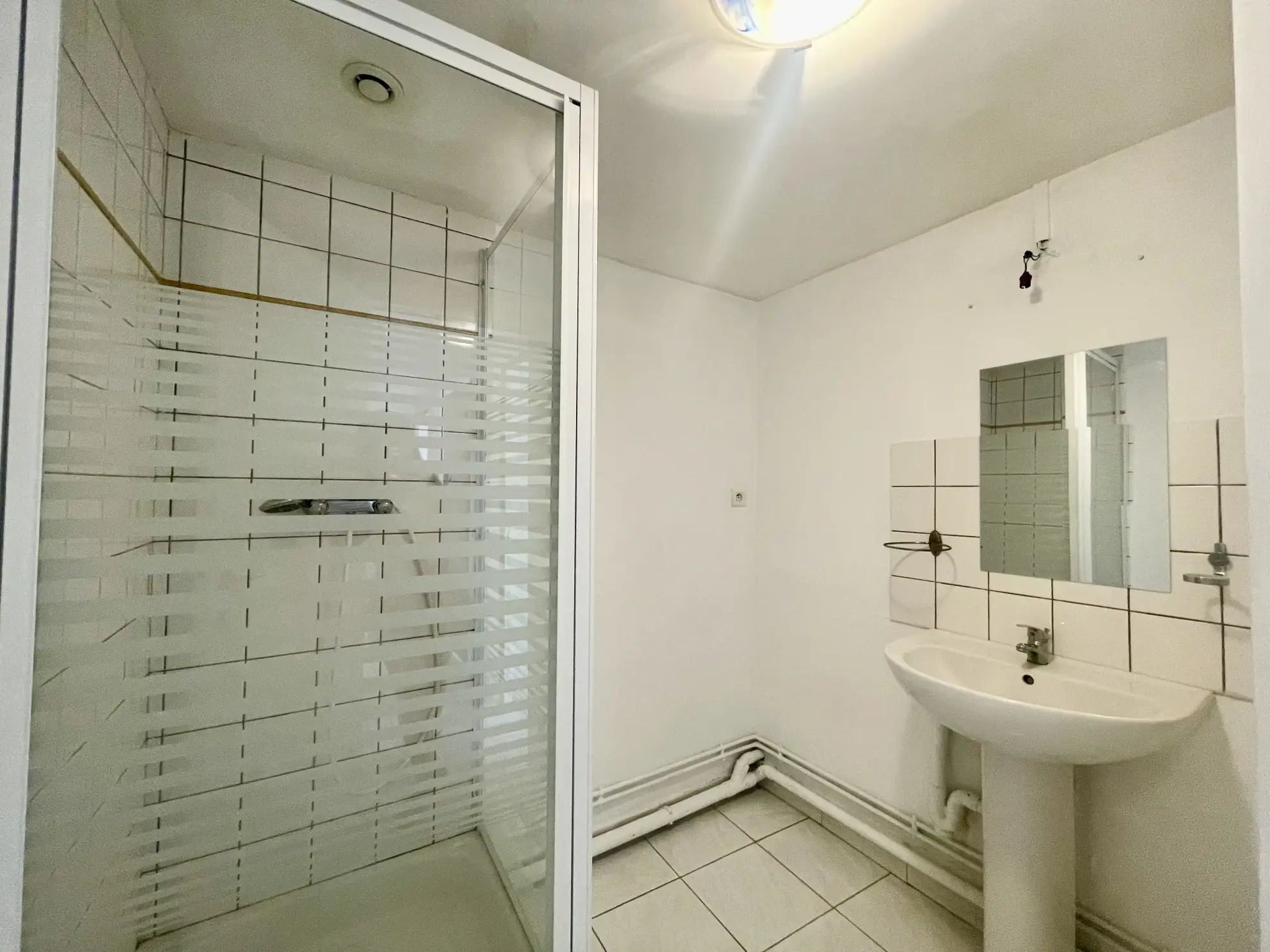 Appartement T3 de 51m² à Toulon avec 2 chambres et cuisine indépendante 
