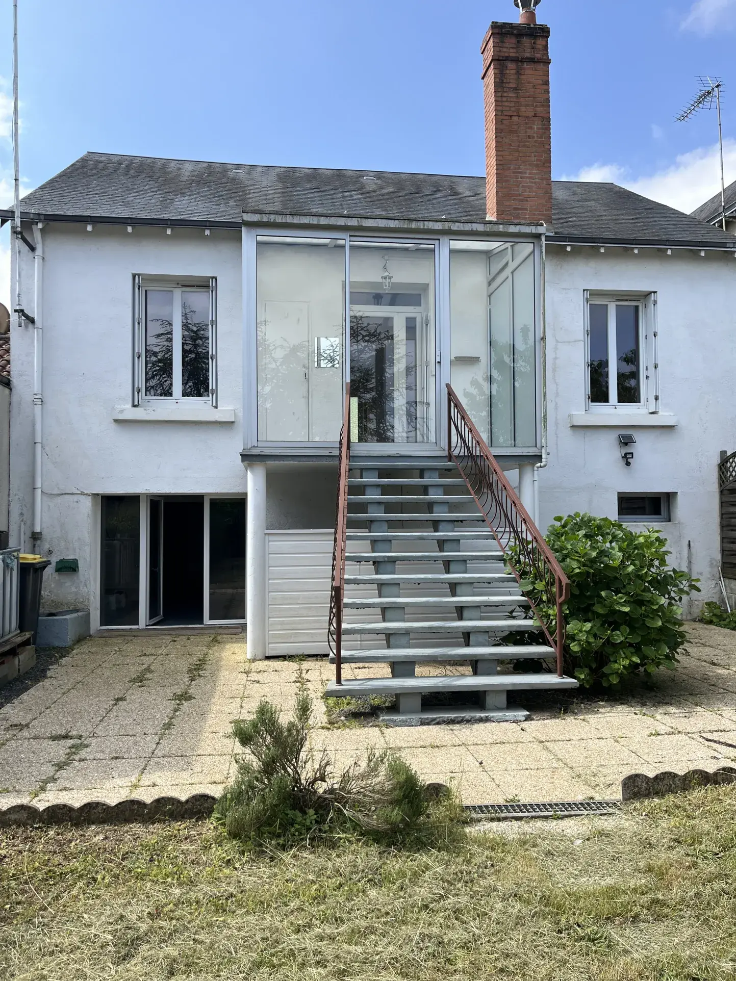 Maison à Thouars de 93 m² avec jardin, garage et 3 chambres proche commerces 
