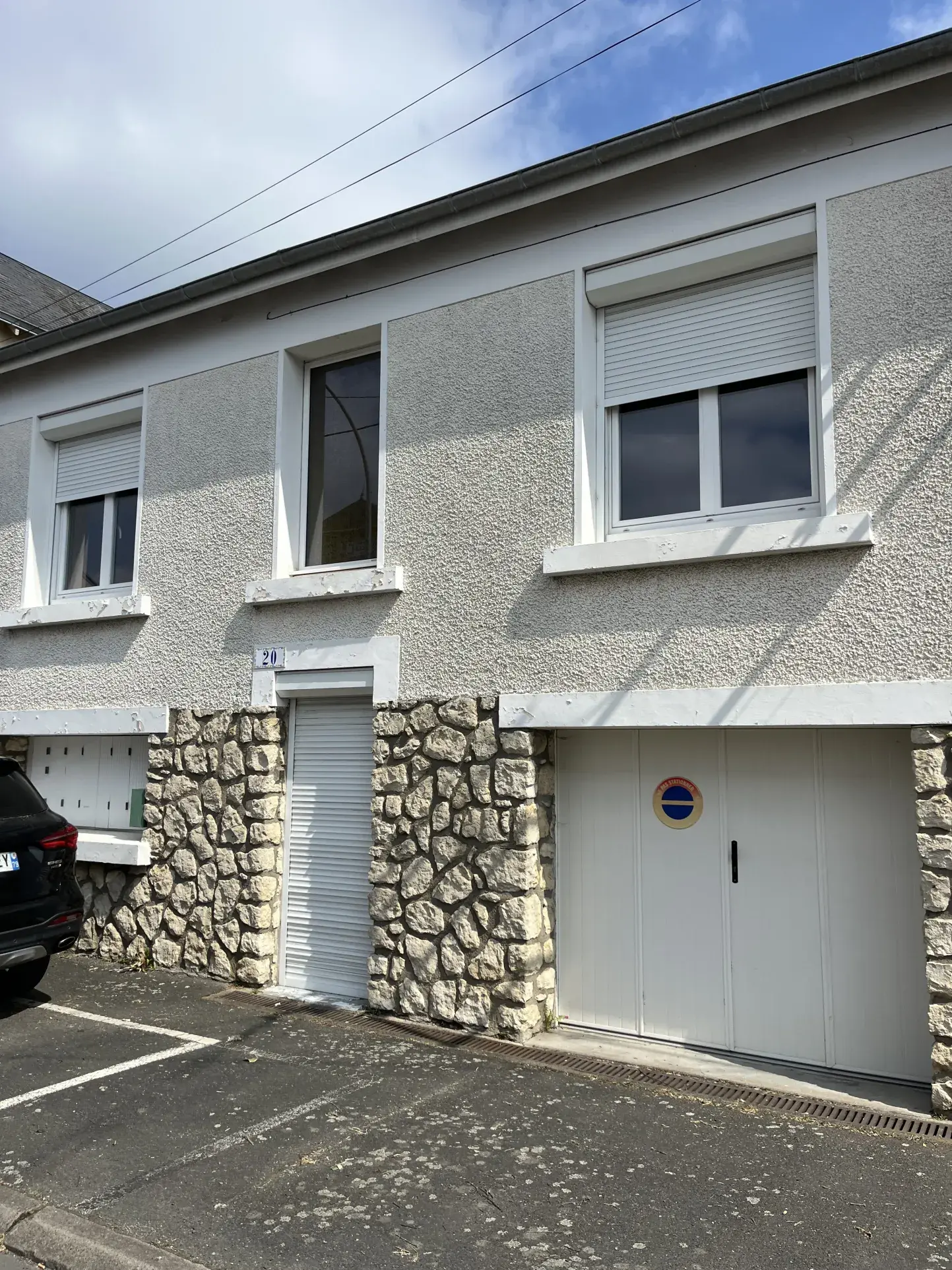 Maison à Thouars de 93 m² avec jardin, garage et 3 chambres proche commerces 