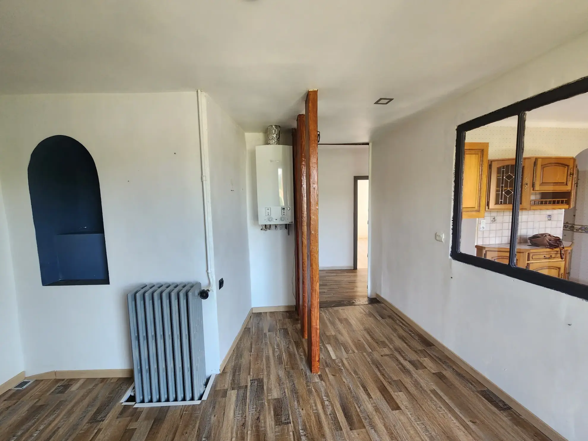 Appartement 3 pièces de 114 m² avec balcons, garage et cave à Lodève 