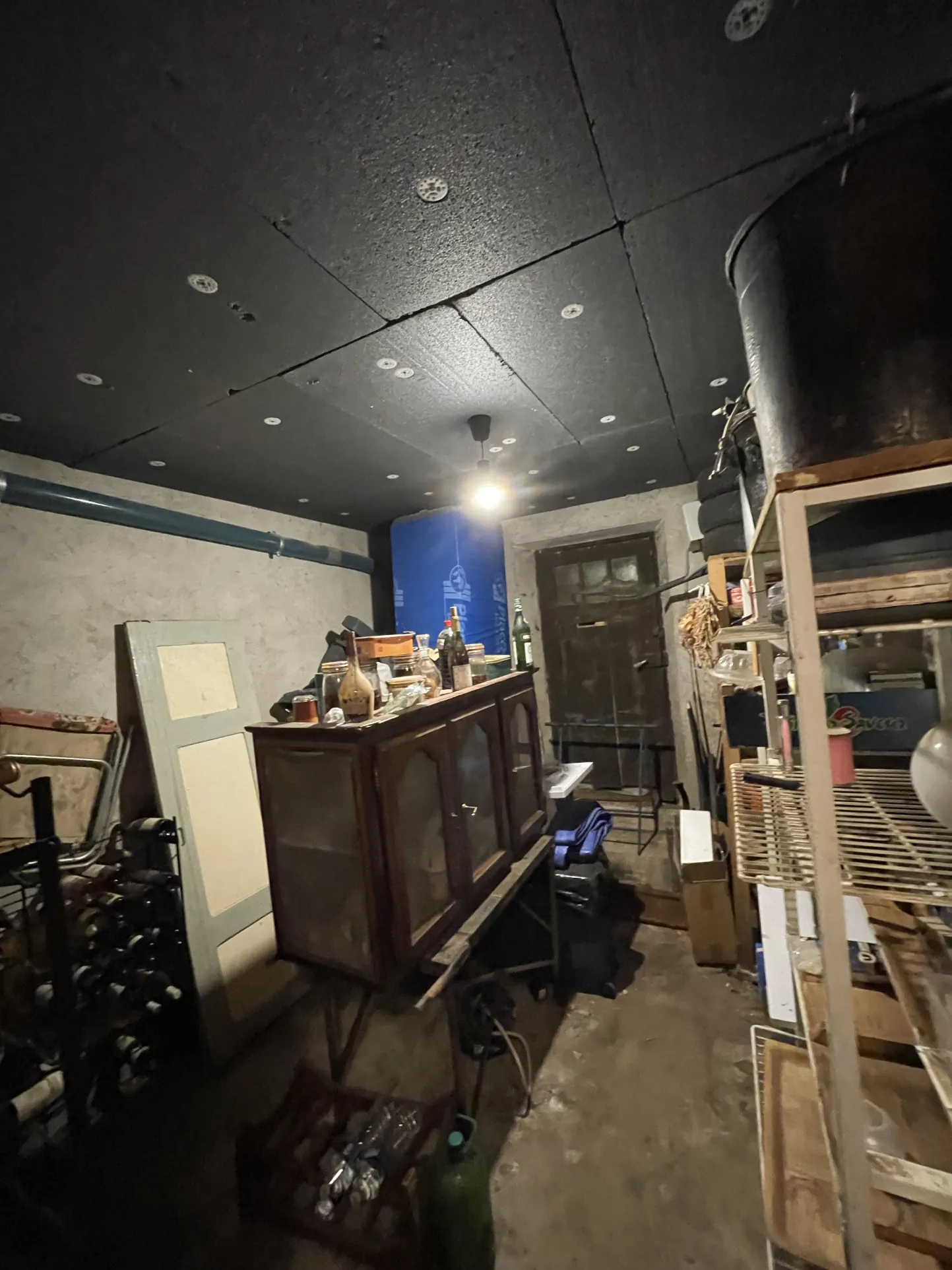 Maison en pierre avec dépendance et terrain arboré à Generargues 