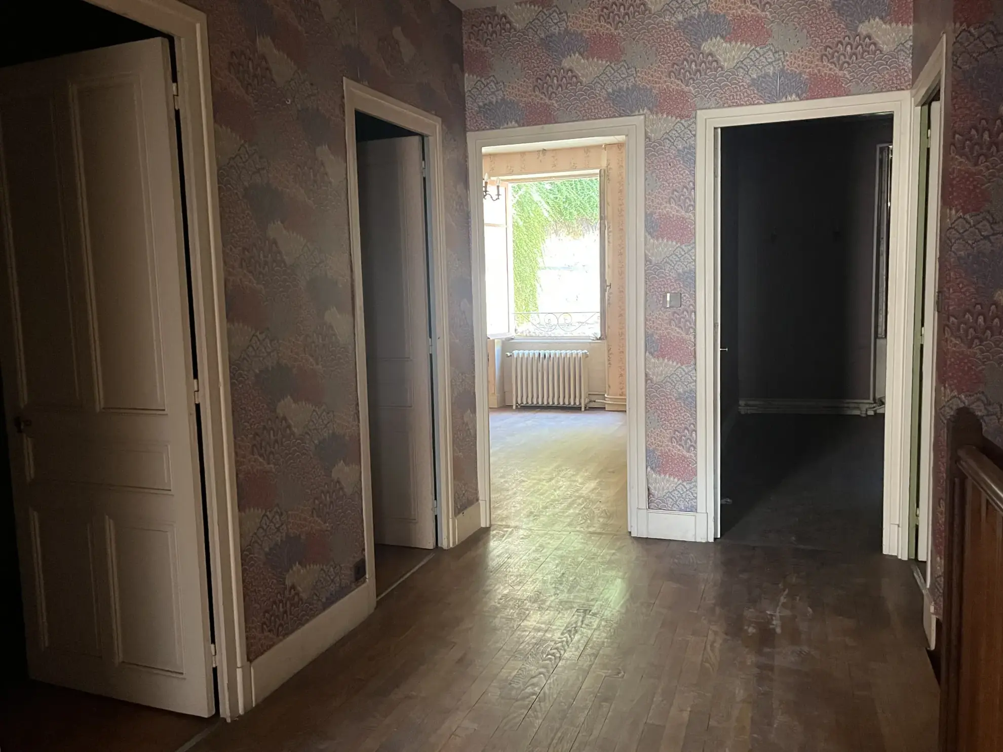 Charmante maison de ville 186 m² avec jardin et vue dégagée à Bourbonne-les-Bains 