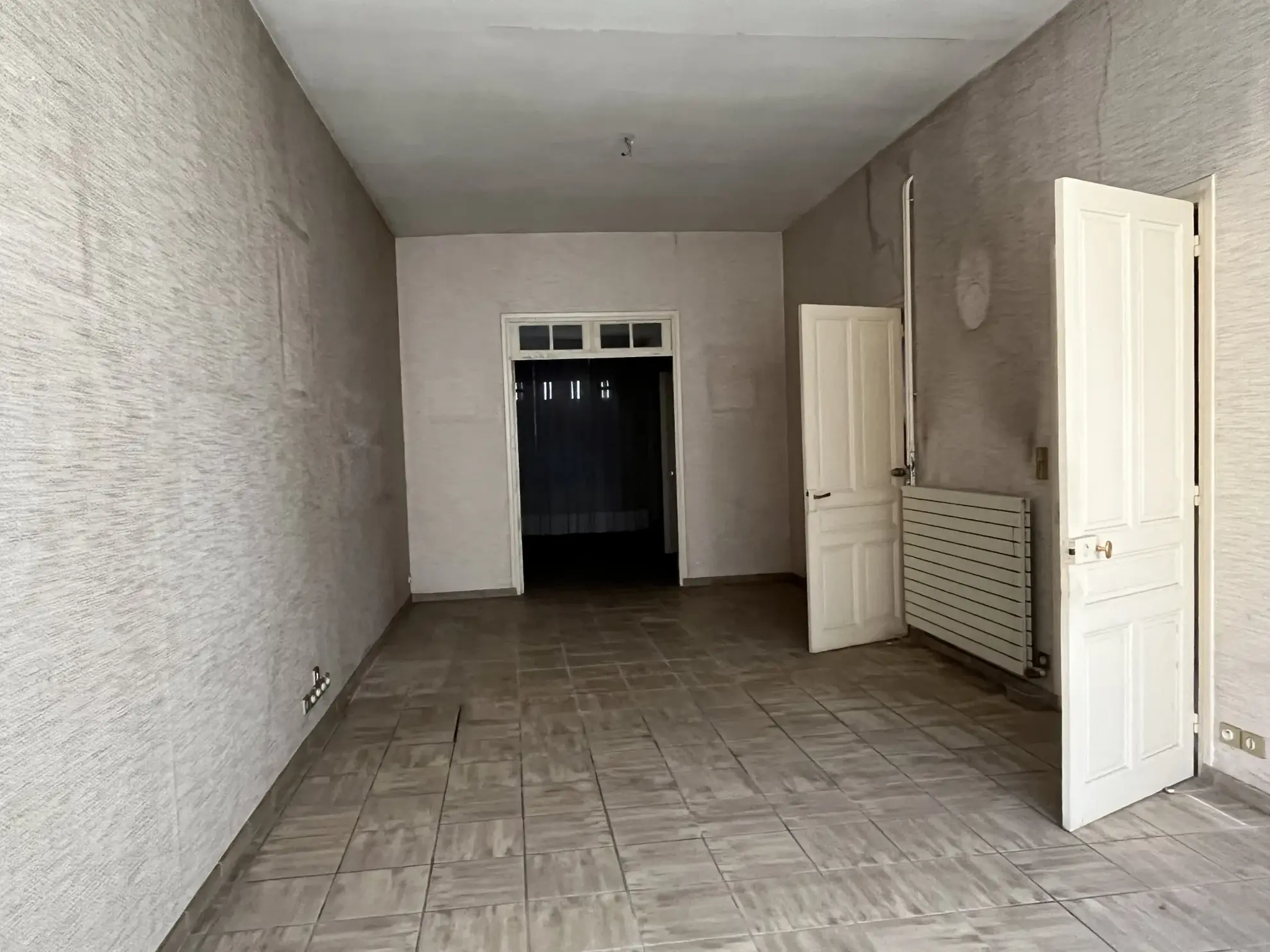 Charmante maison de ville 186 m² avec jardin et vue dégagée à Bourbonne-les-Bains 