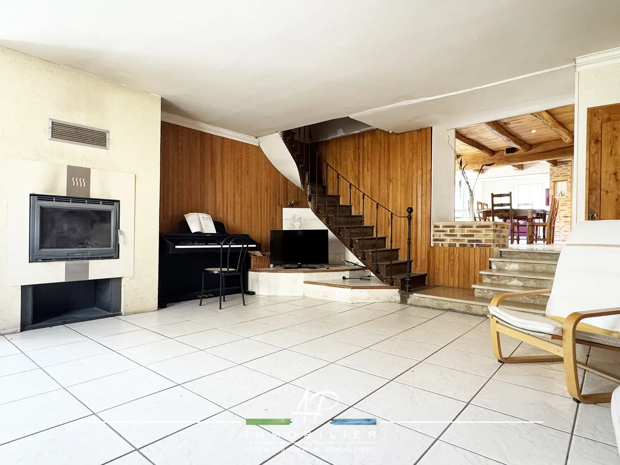 Charmante maison en pierres de 231 m² avec extérieur à Champagne-sur-Vingeanne 