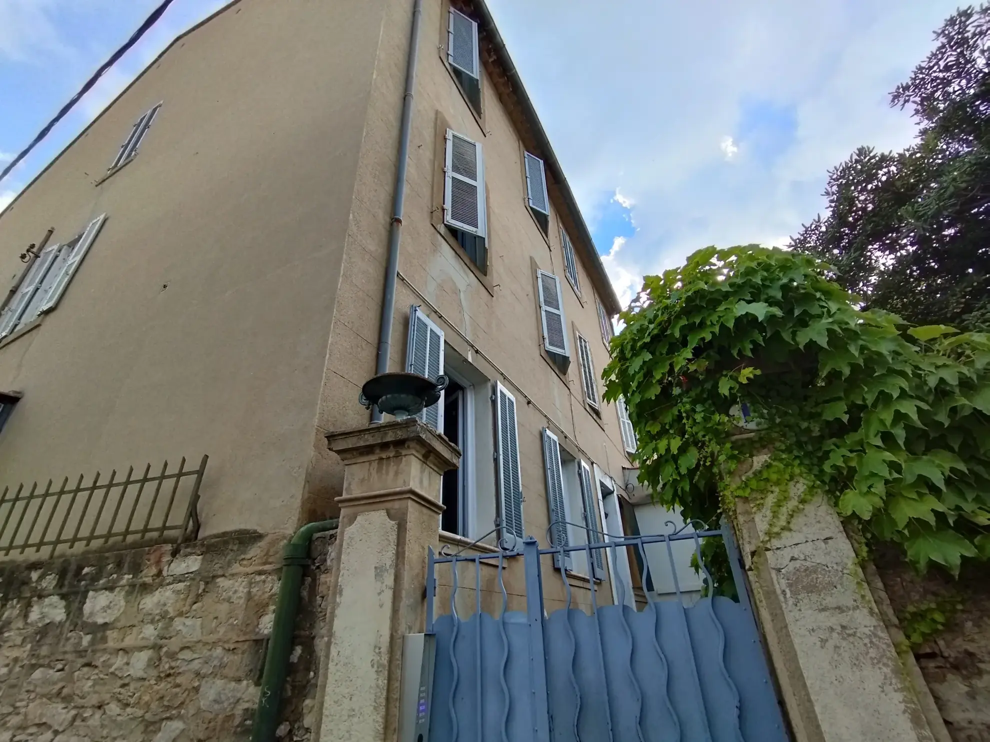 Appartement T3 rénové avec jardin à Toulon EST - Coup de cœur 