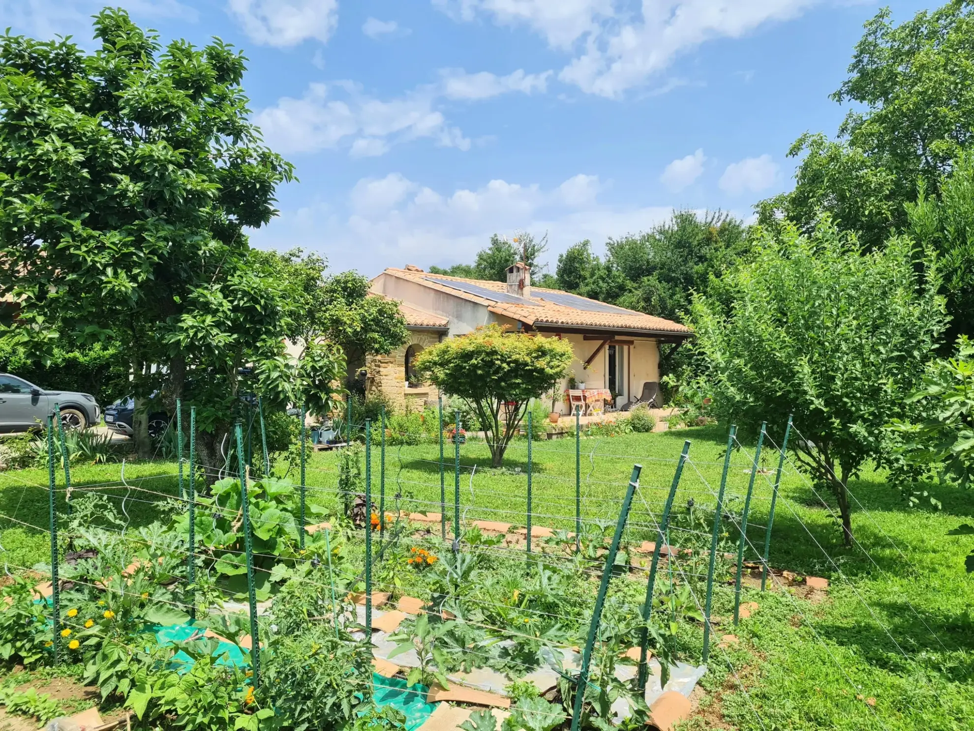 Maison de plain-pied avec grand terrain à Alès, proche centre-ville