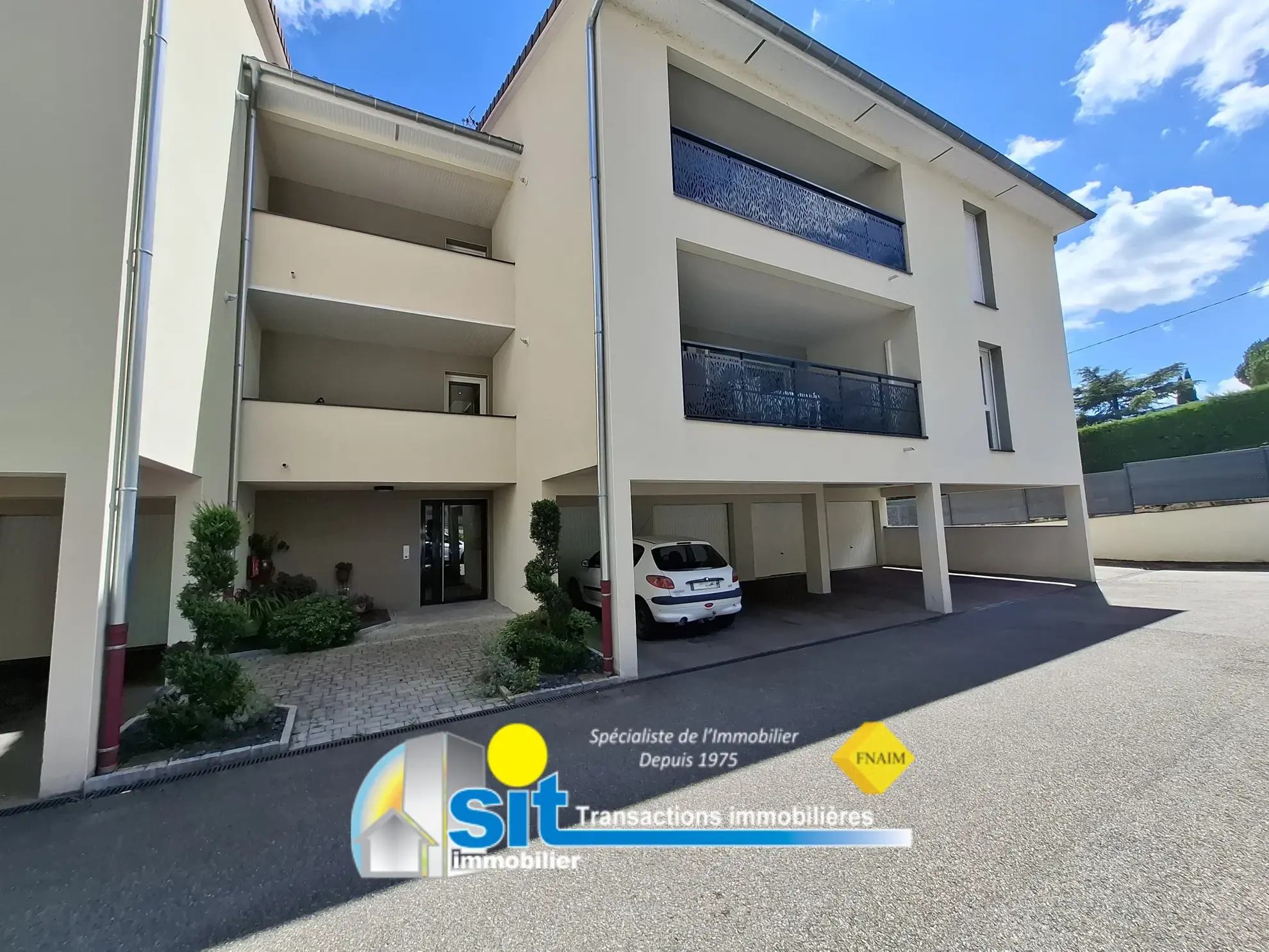 Appartement 3 pièces avec terrasse et garage double à Vienne (38200) 