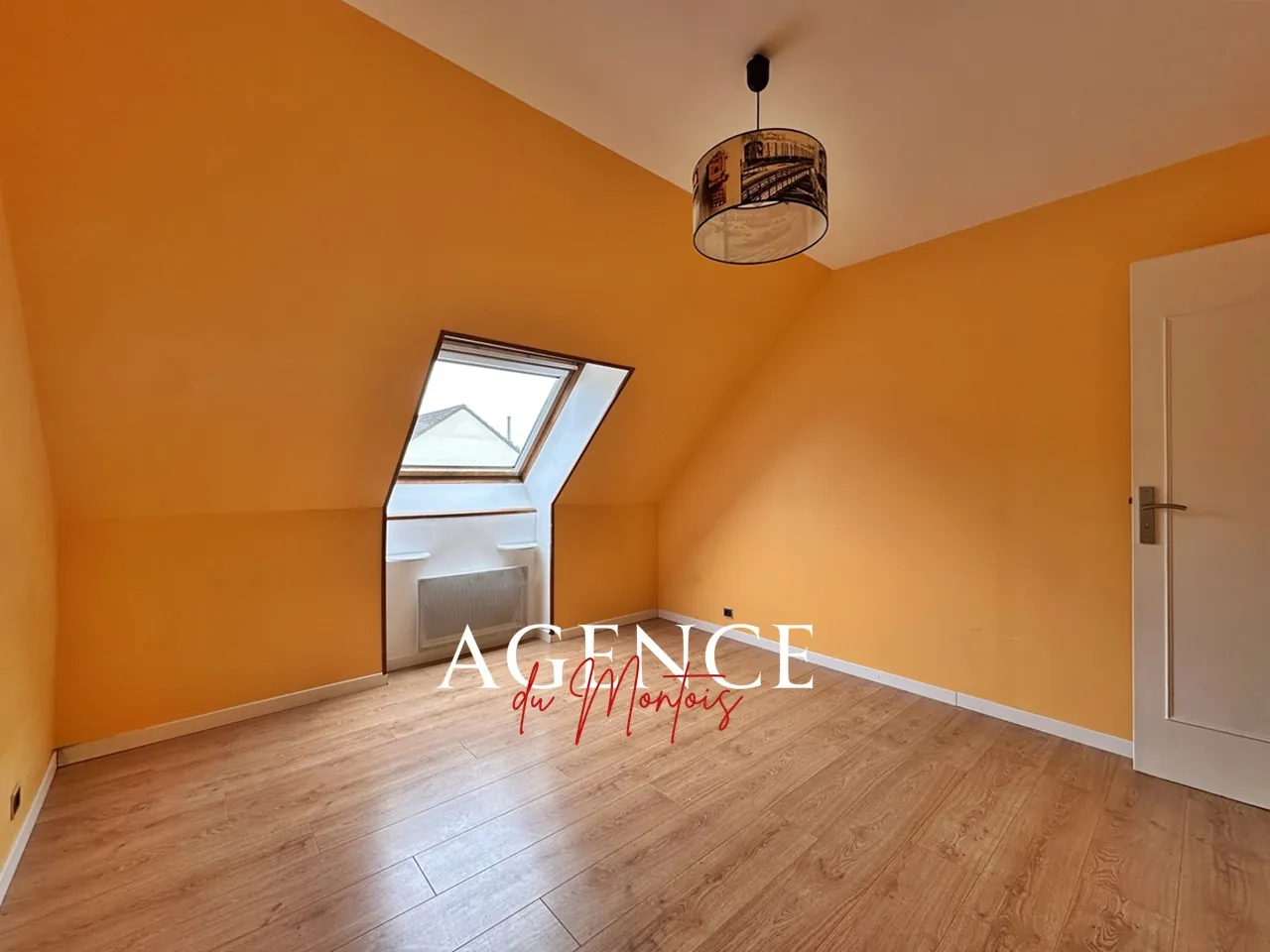 Maison à Bray-sur-Seine avec jardin clos et 4 chambres, confort moderne 