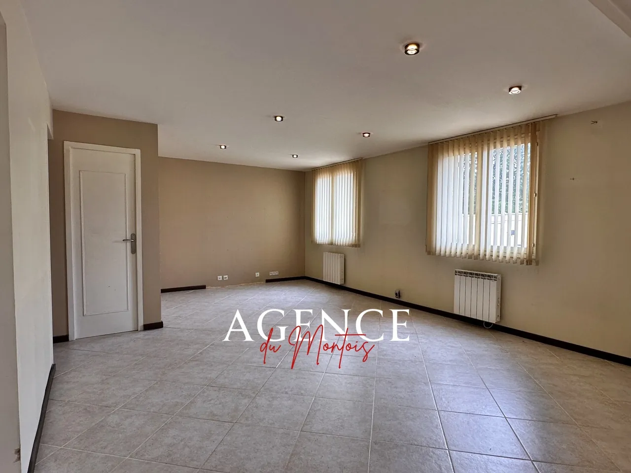 Maison à Bray-sur-Seine avec jardin clos et 4 chambres, confort moderne 