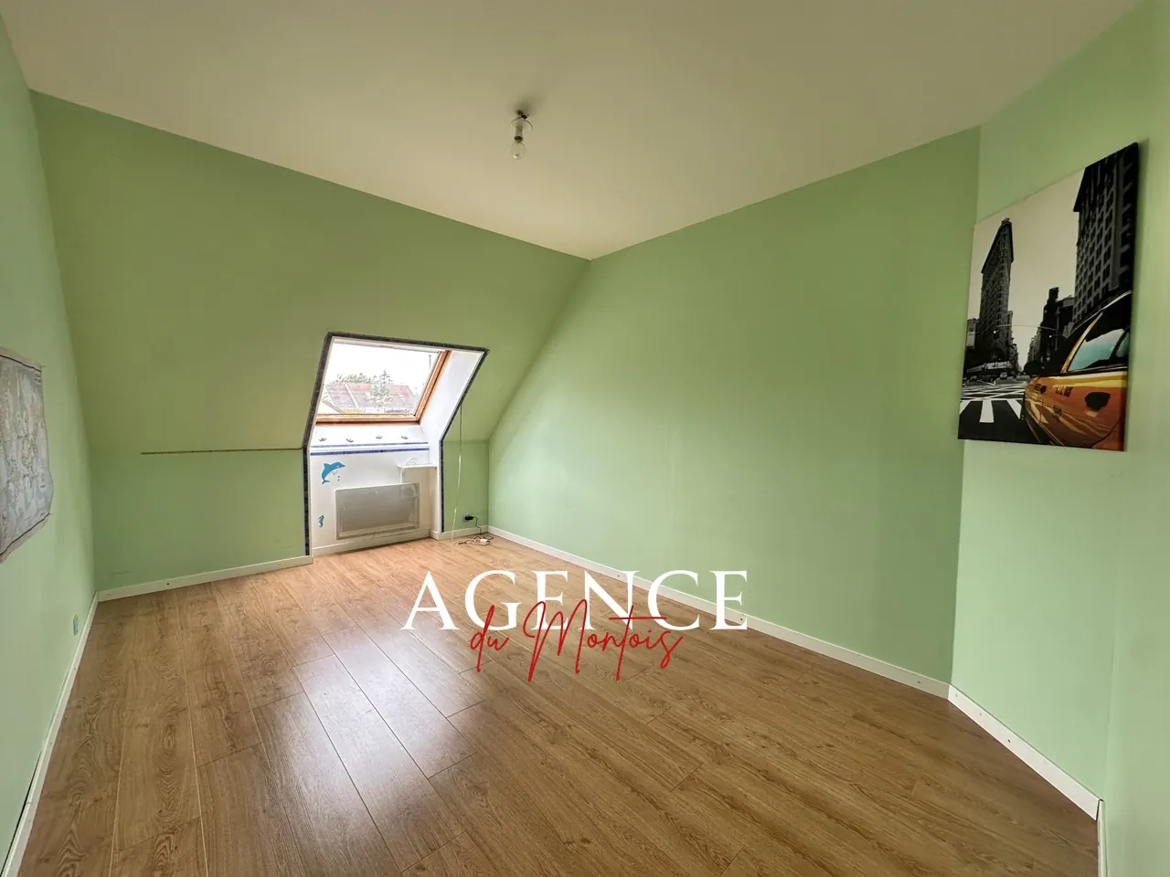 Maison à Bray-sur-Seine avec jardin clos et 4 chambres, confort moderne 