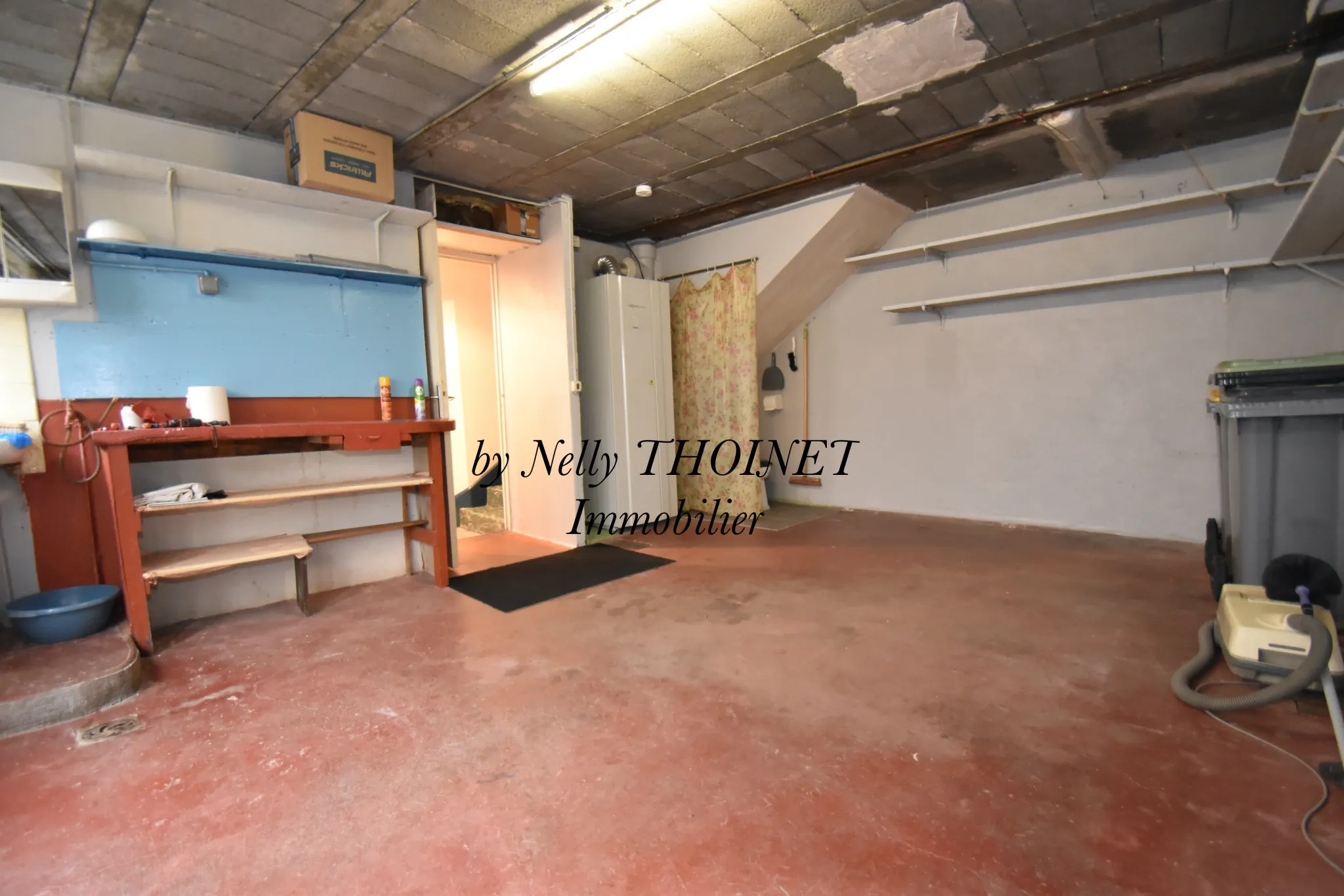 Maison de ville à Royat avec 3 chambres, garage et terrasse – Opportunité investisseur ou famille 