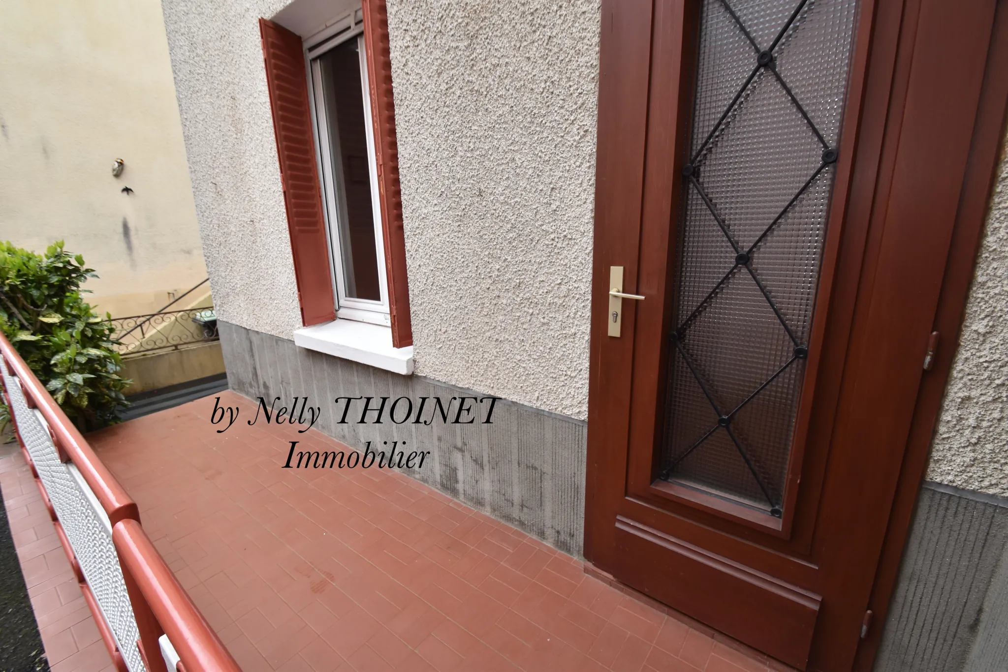 Maison de ville à Royat avec 3 chambres, garage et terrasse – Opportunité investisseur ou famille 