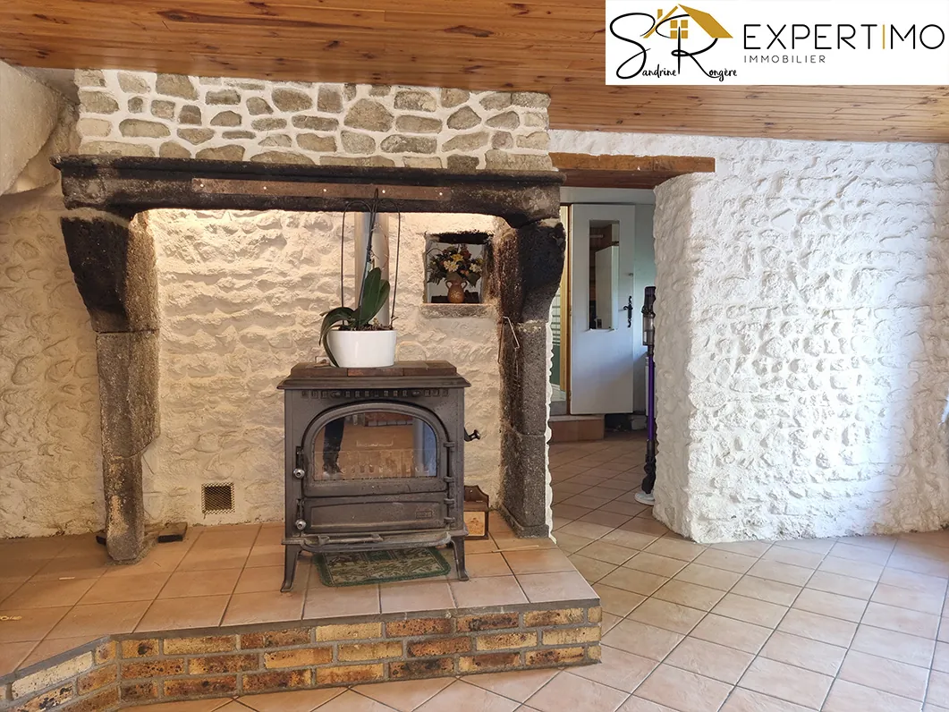 Maison de 153 m² avec grange et grand terrain arboré à Davayat, proche Riom 