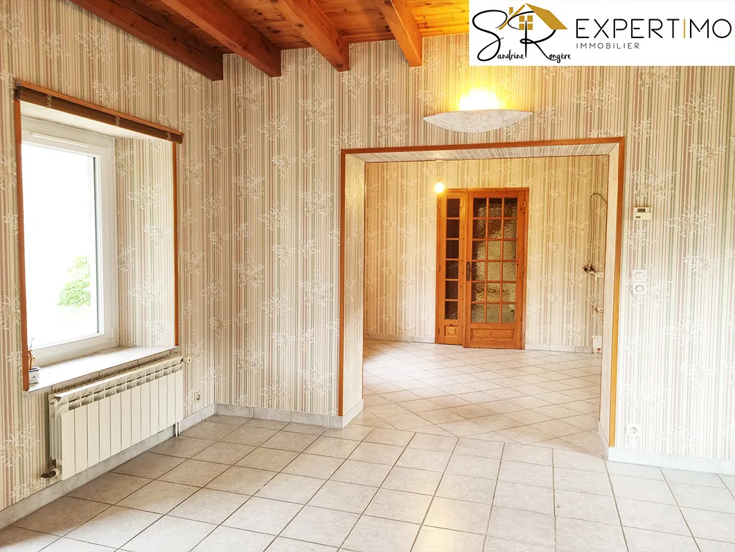 Maison de 153 m² avec grange et grand terrain arboré à Davayat, proche Riom 