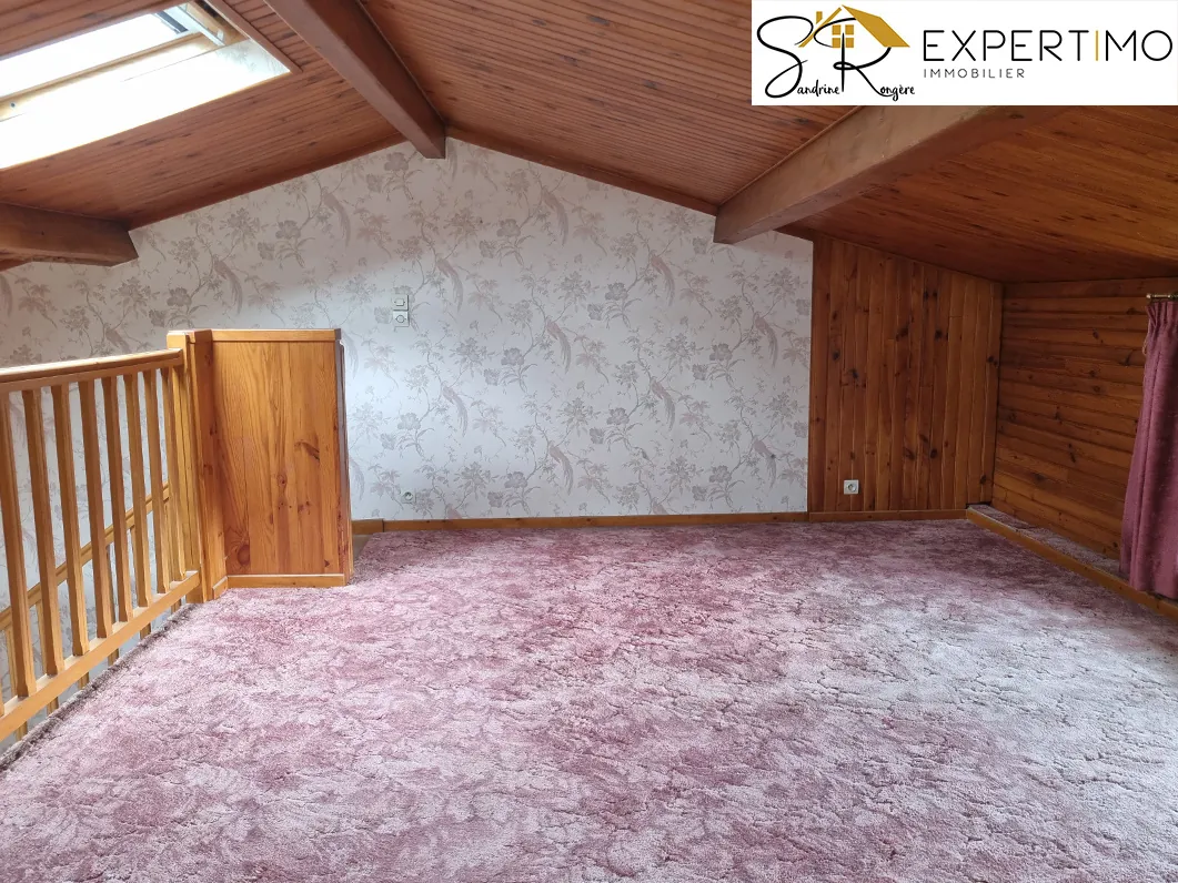 Maison de 153 m² avec grange et grand terrain arboré à Davayat, proche Riom 