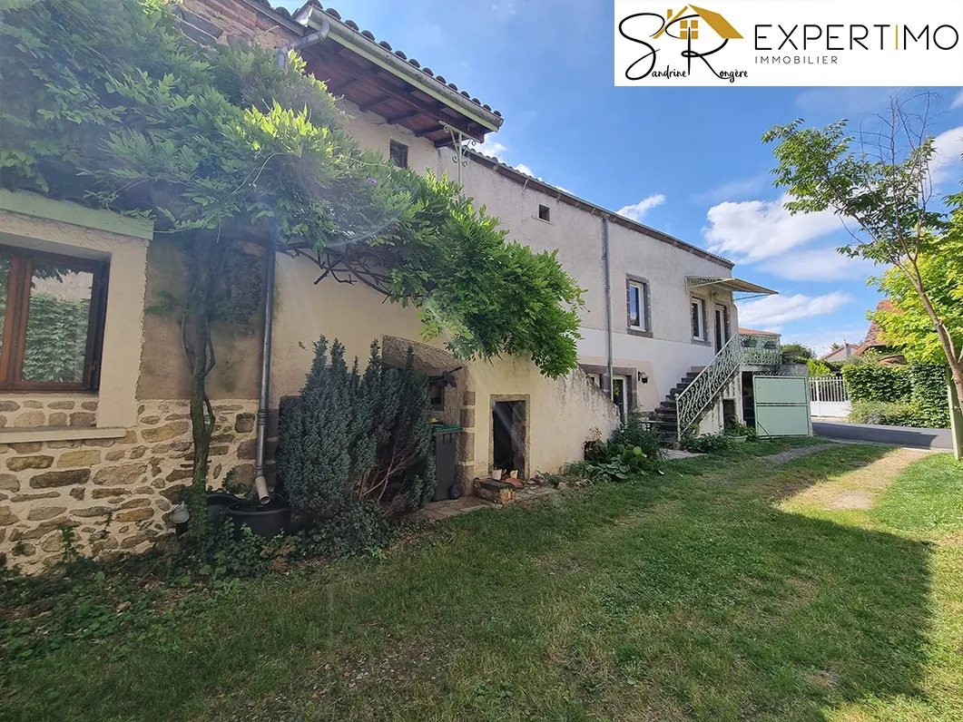 Maison de 153 m² avec grange et grand terrain arboré à Davayat, proche Riom